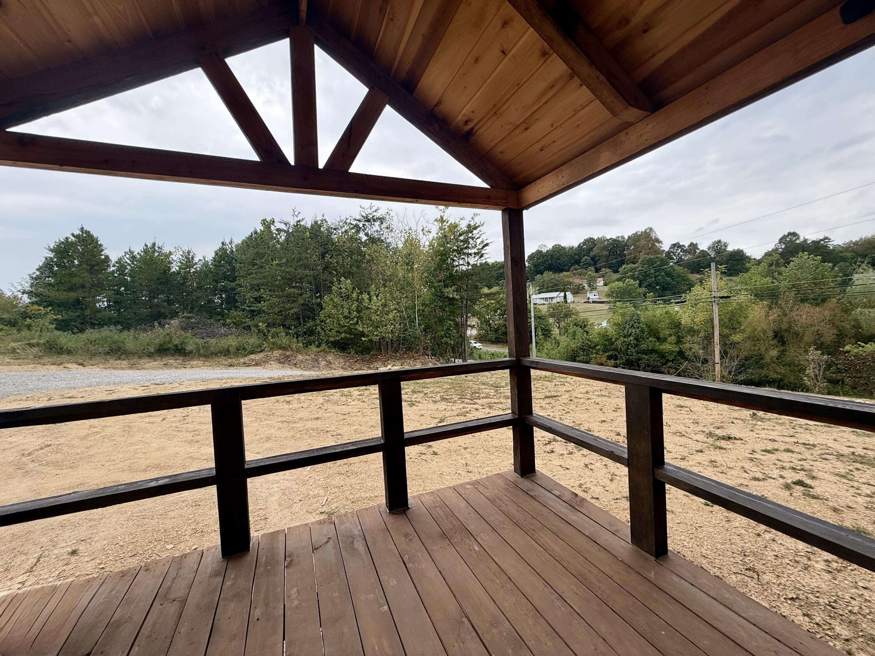 627 Somerset Road Property Photo 26