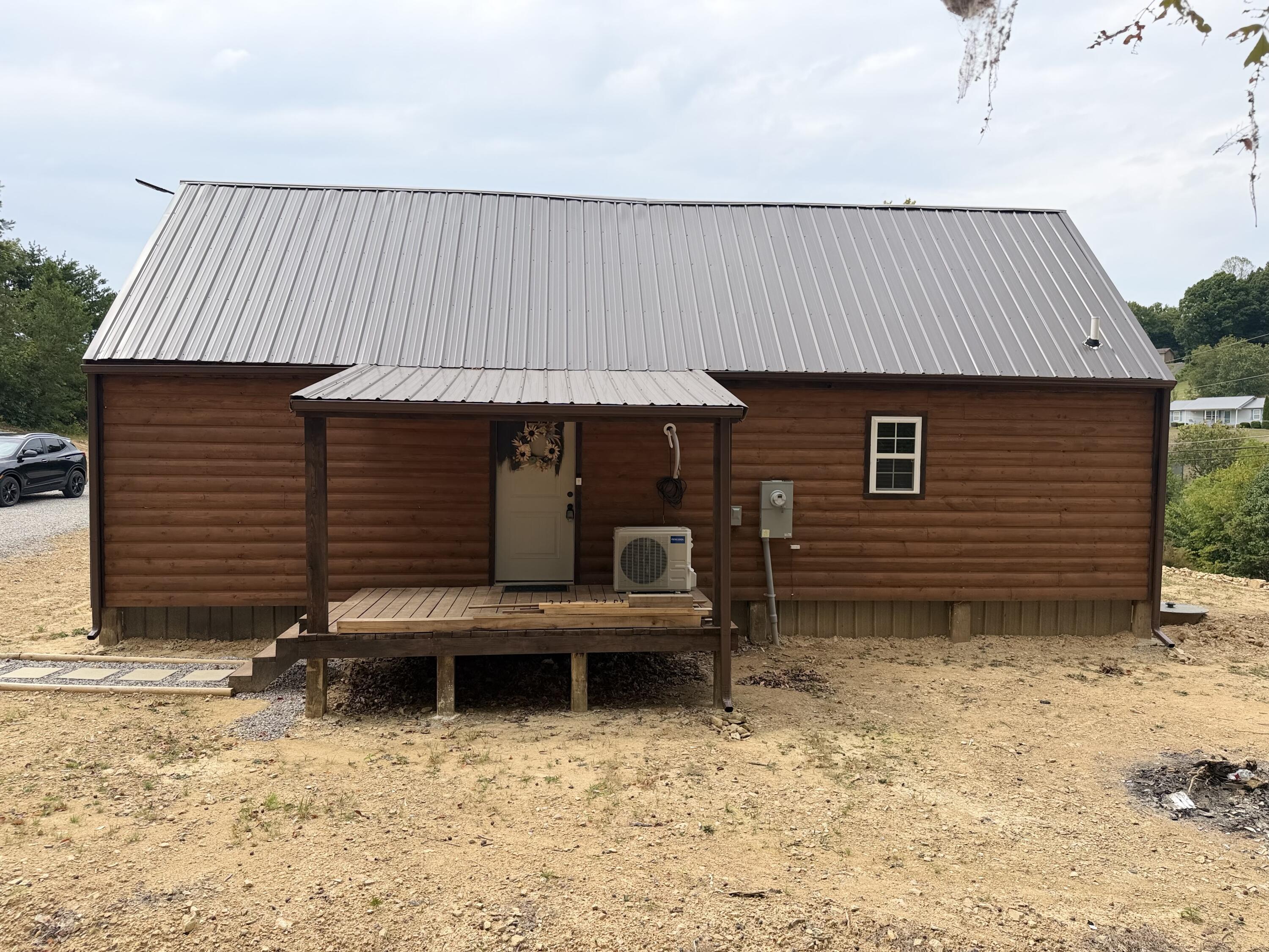 627 Somerset Road Property Photo 27
