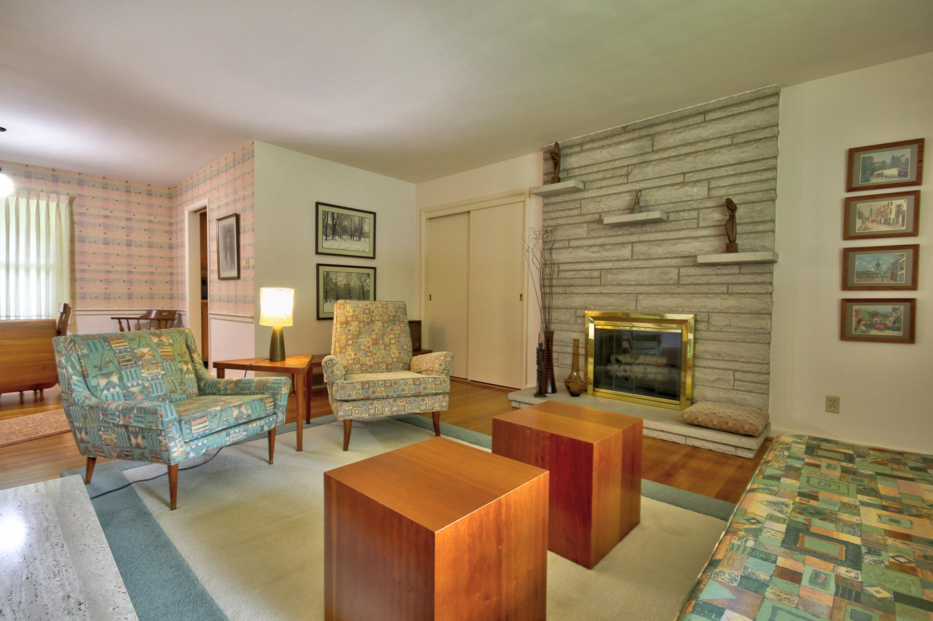 817 Hildeen Drive Property Photo 8