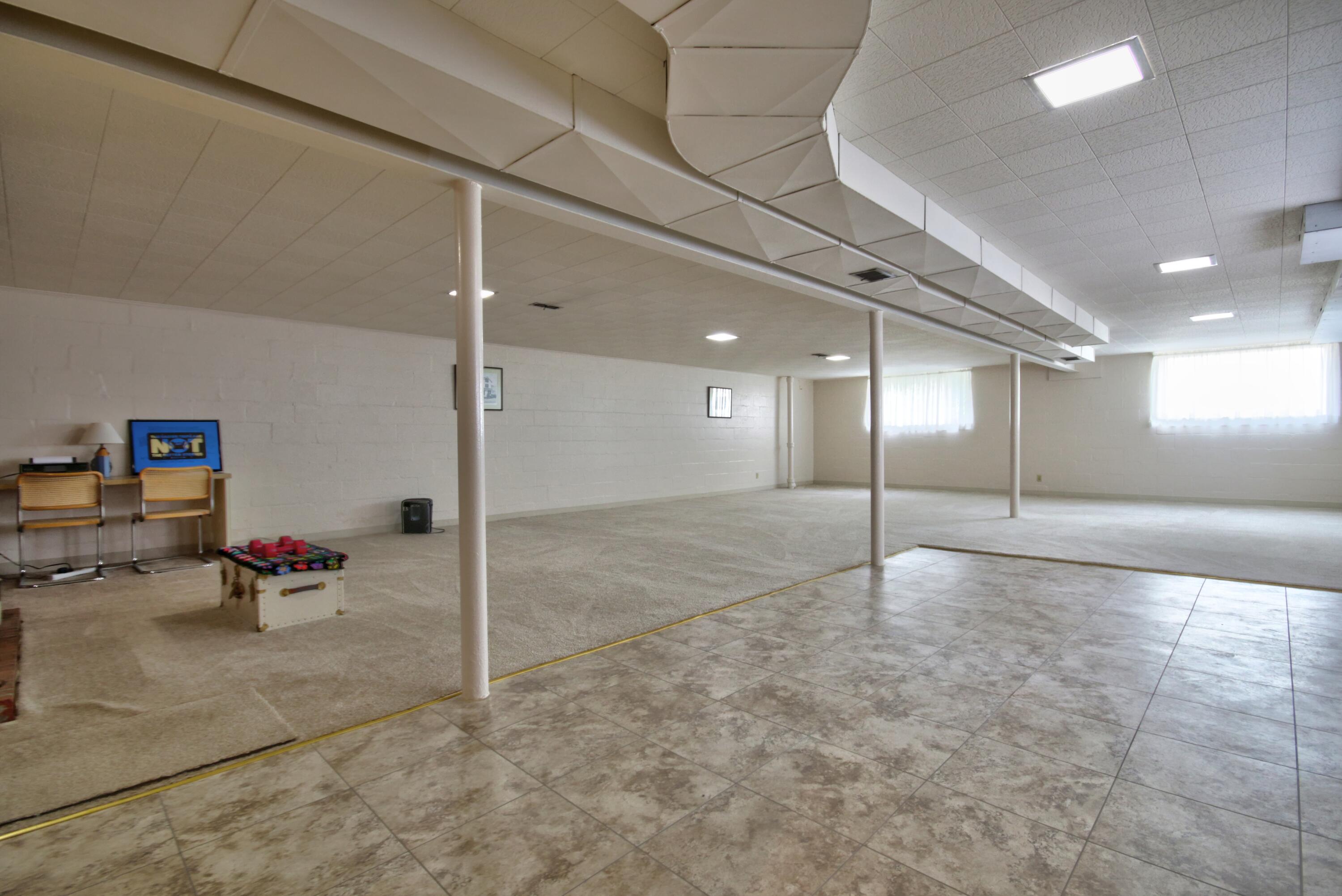 817 Hildeen Drive Property Photo 31