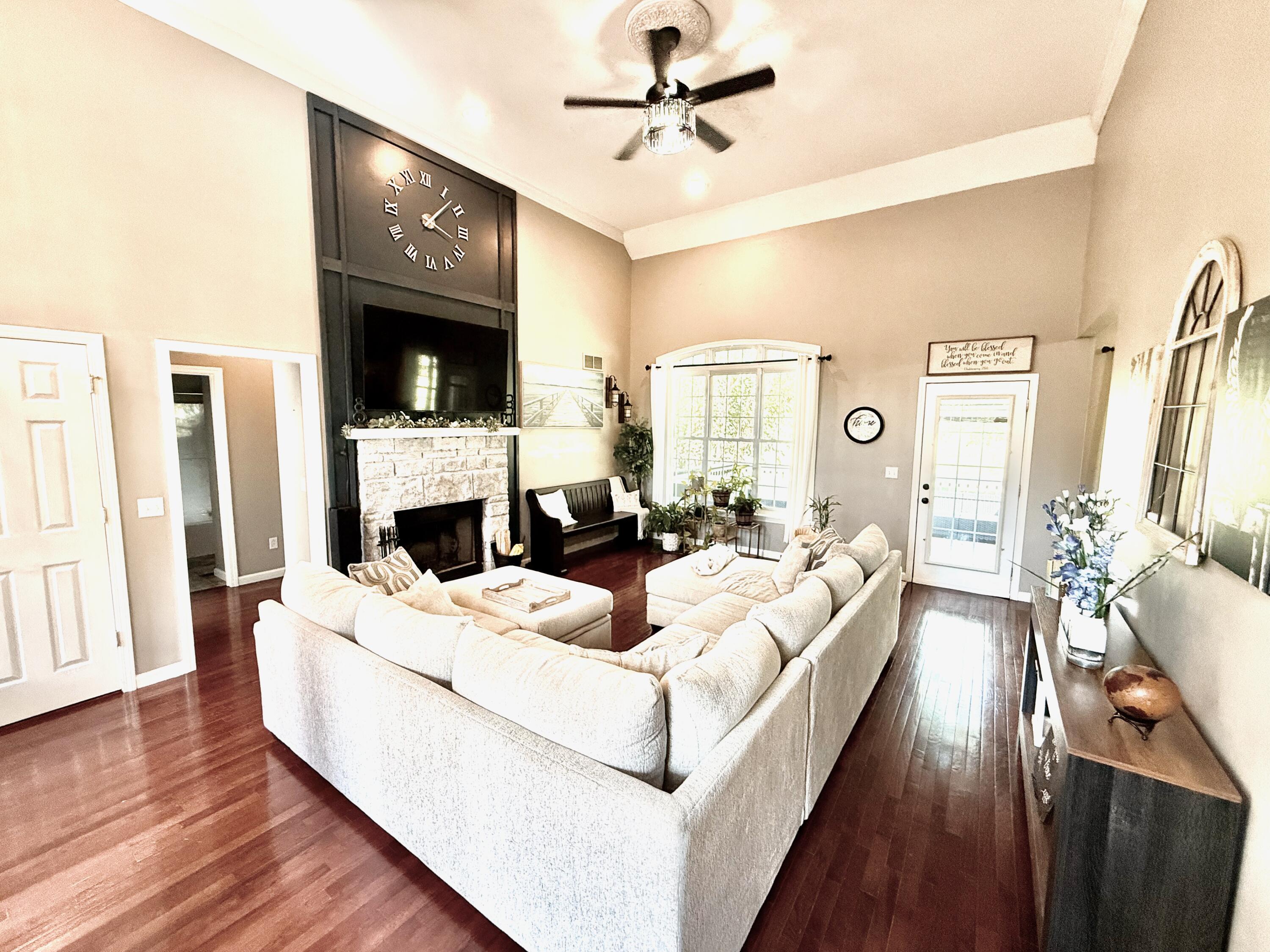 796 Ninevah Road Property Photo 10