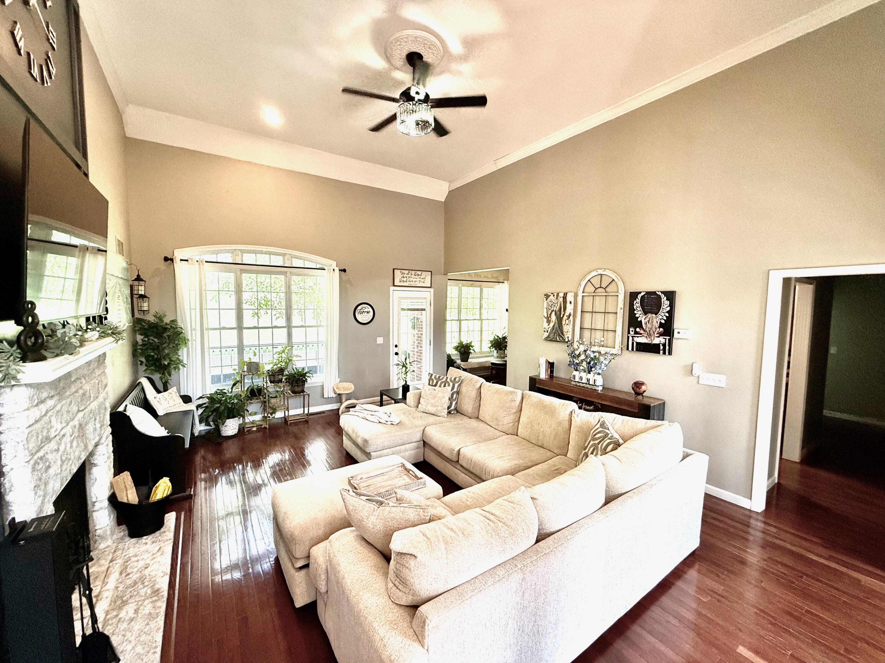 796 Ninevah Road Property Photo 11