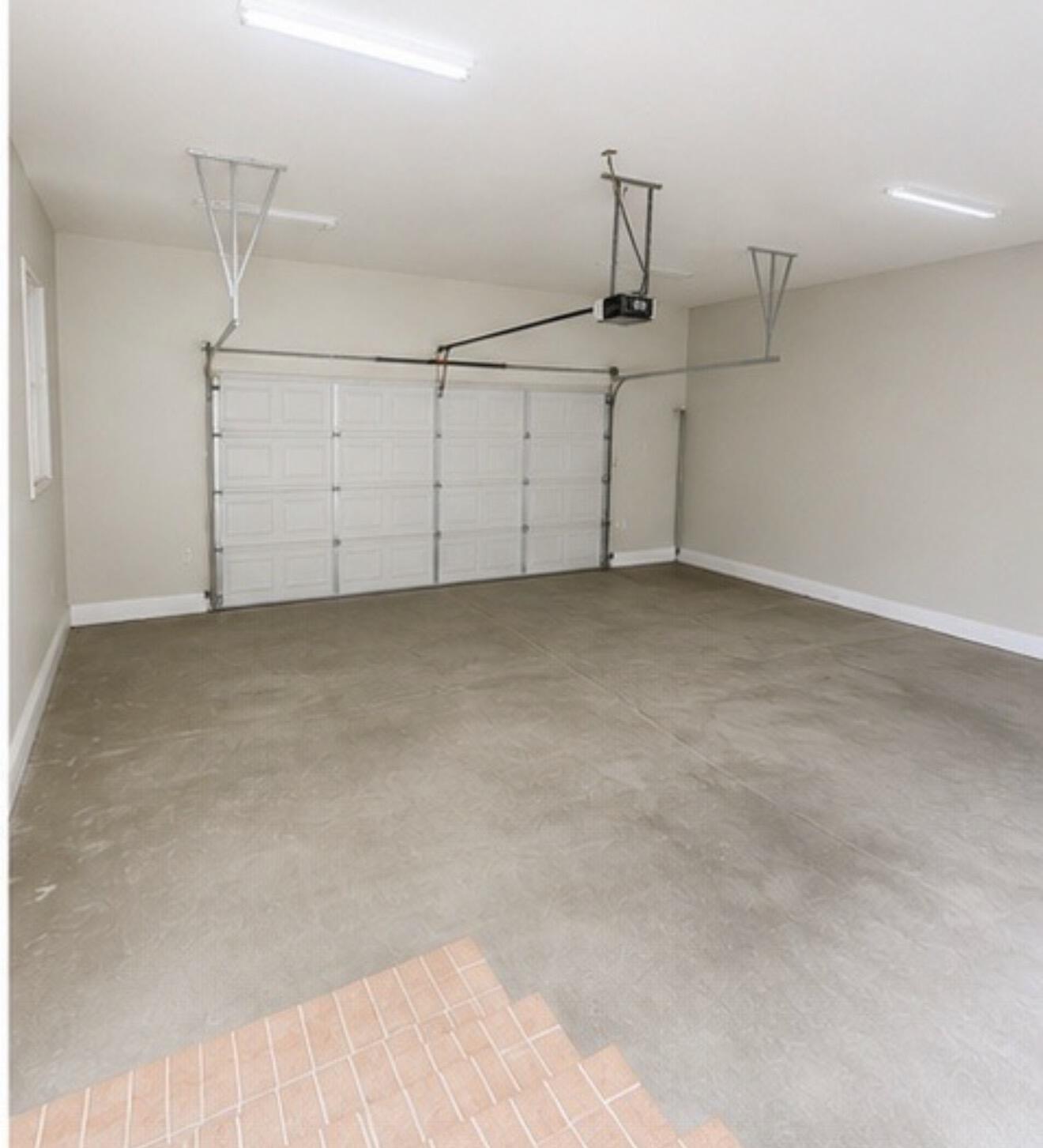 205 Lone Oak Drive Property Photo 13