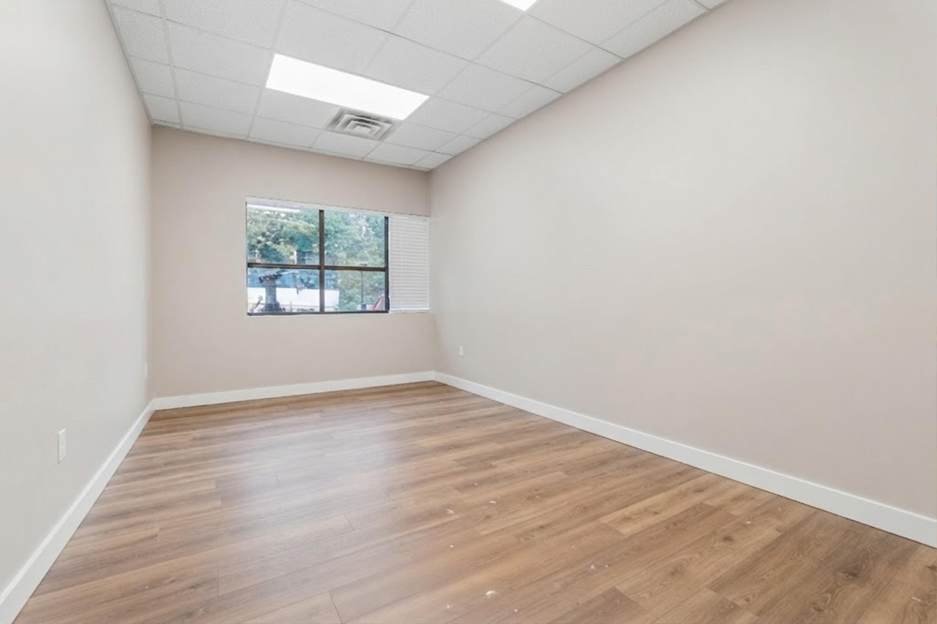 2201 Regency Road 100 Property Photo 7