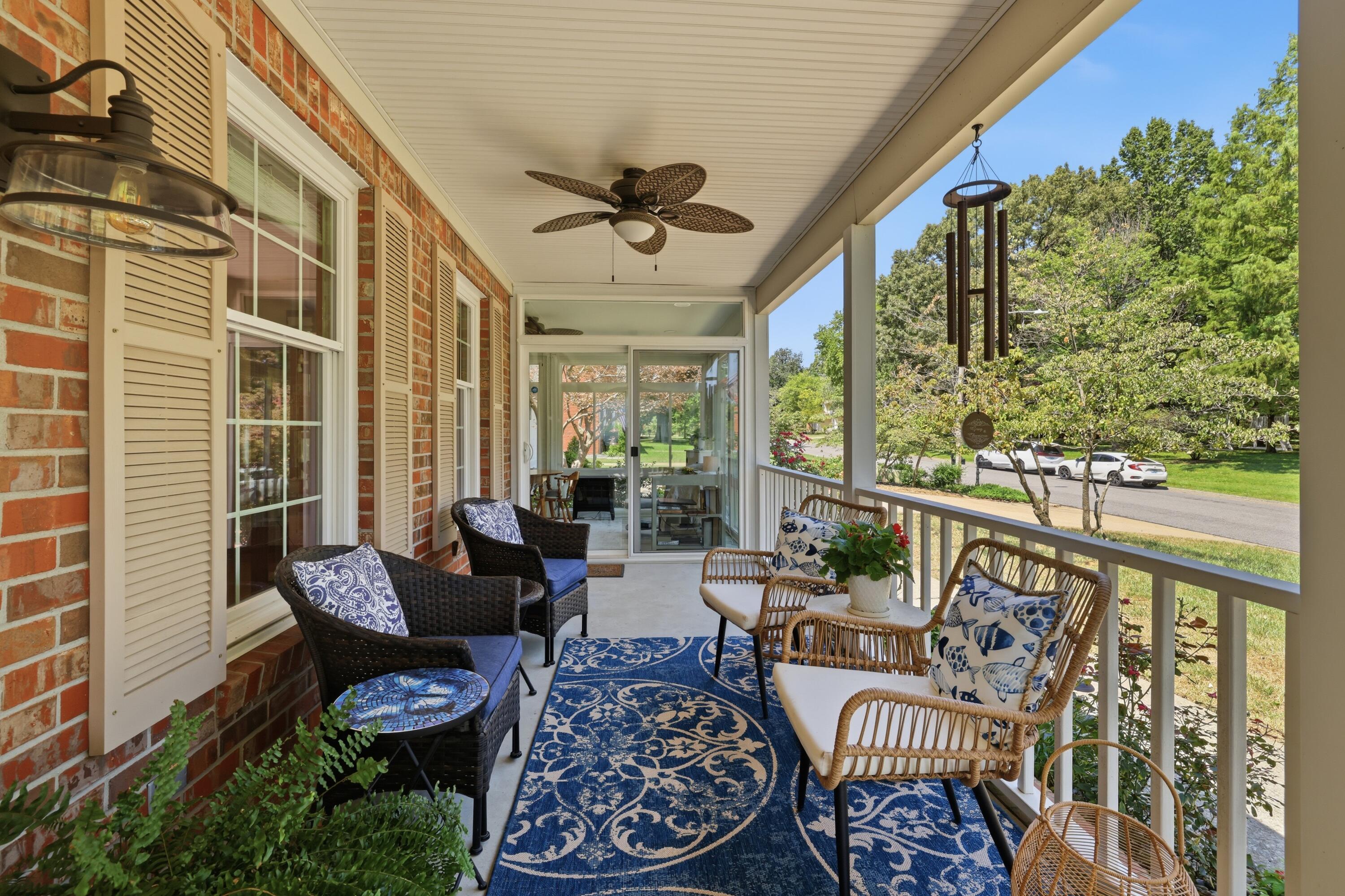 76 Martin Circle Property Photo 4