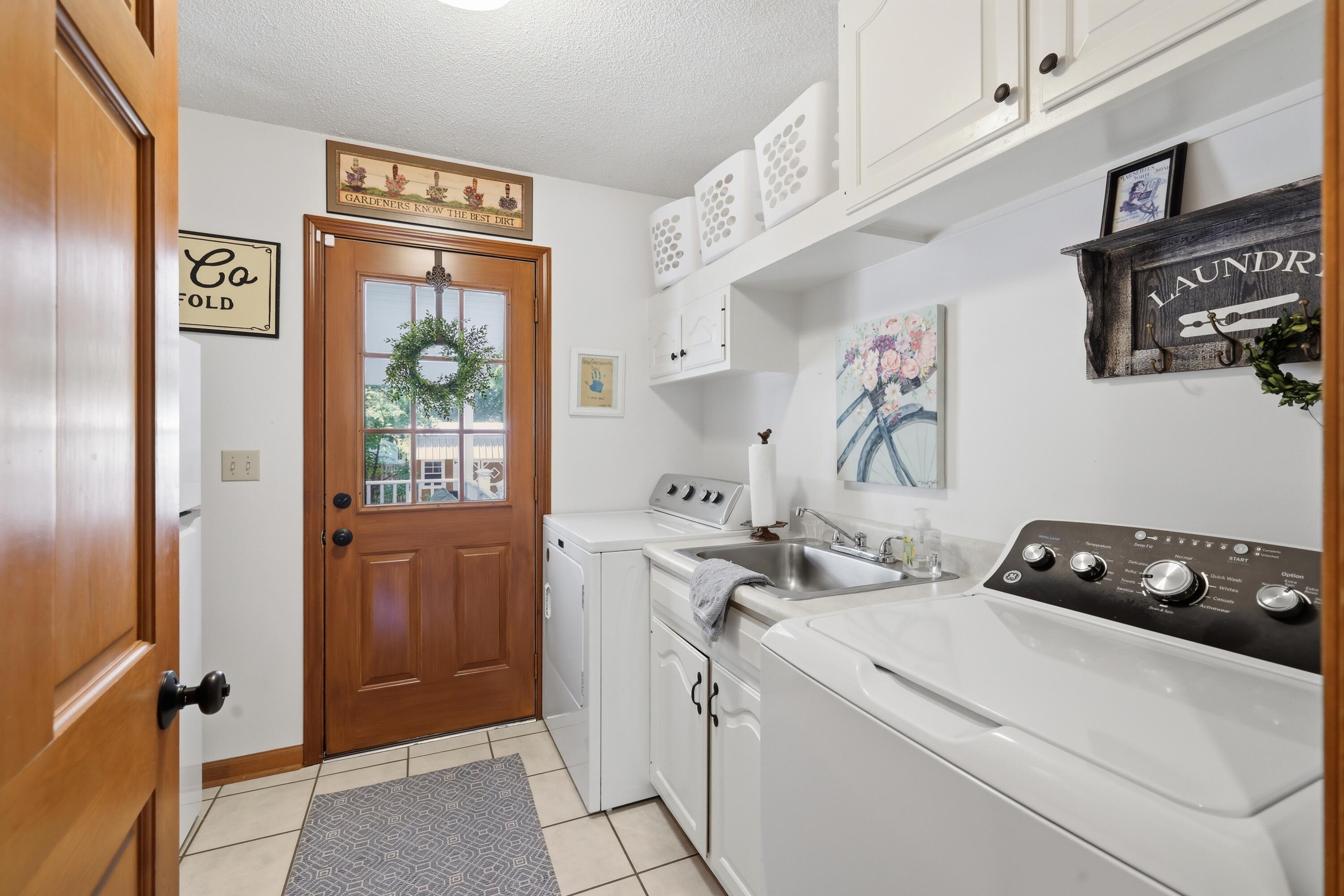 76 Martin Circle Property Photo 28