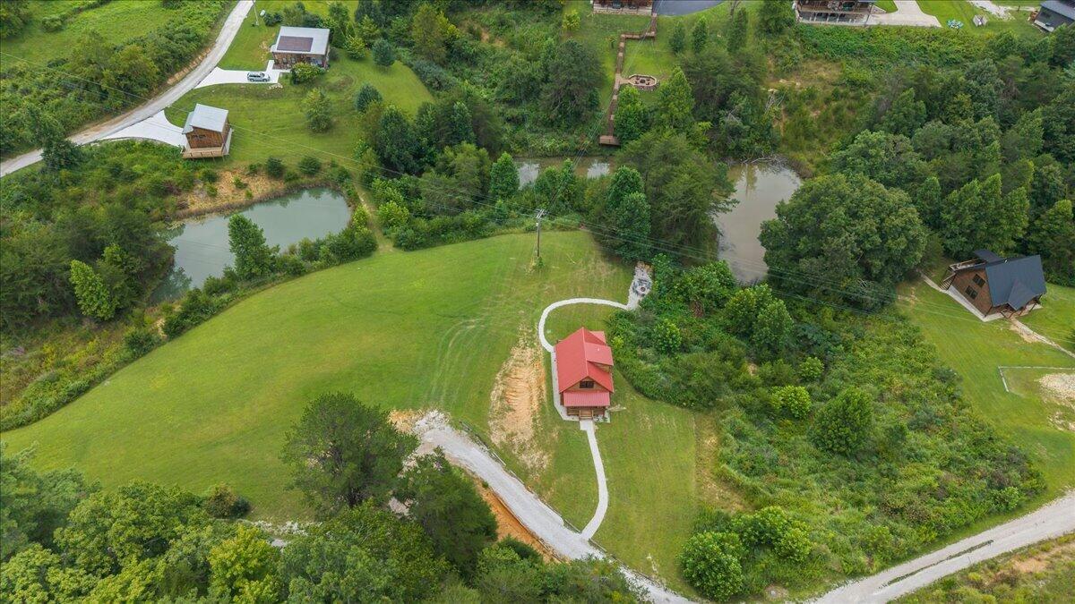 2001 Glencarin Road Property Photo 49