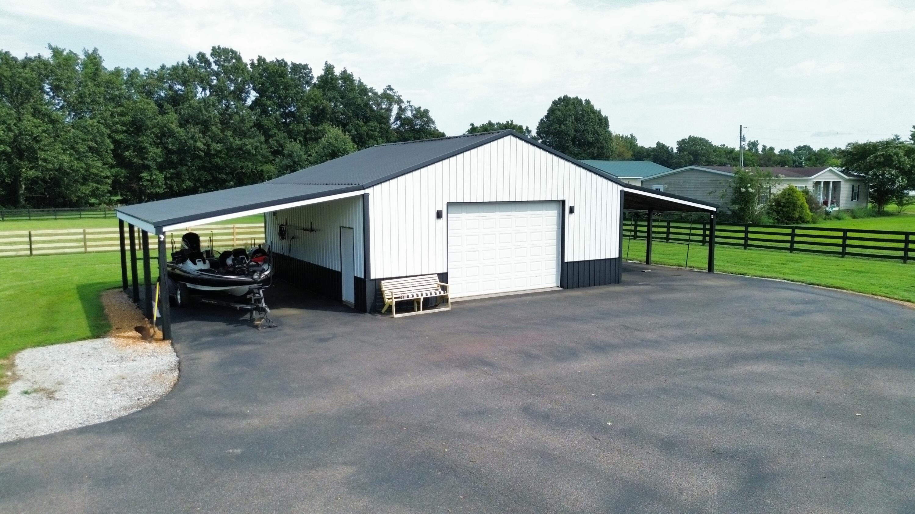 1523 Slickback Road Road Property Photo 8
