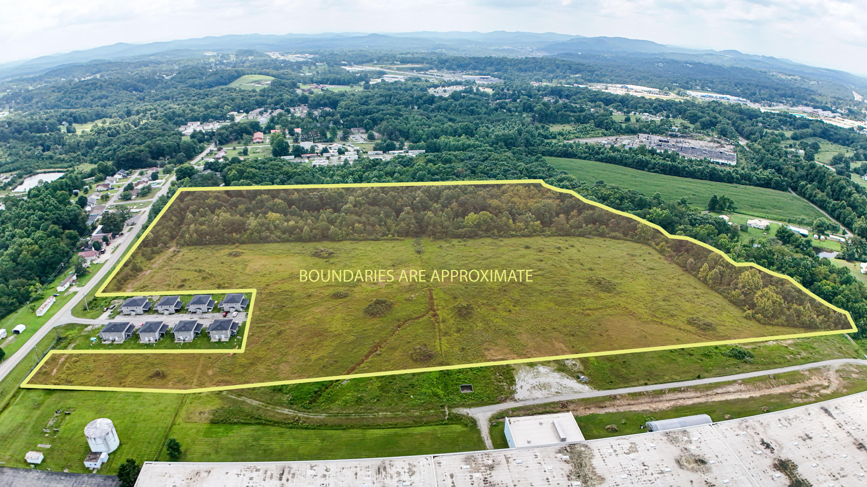250b American Greeting Card Road Property Photo 2