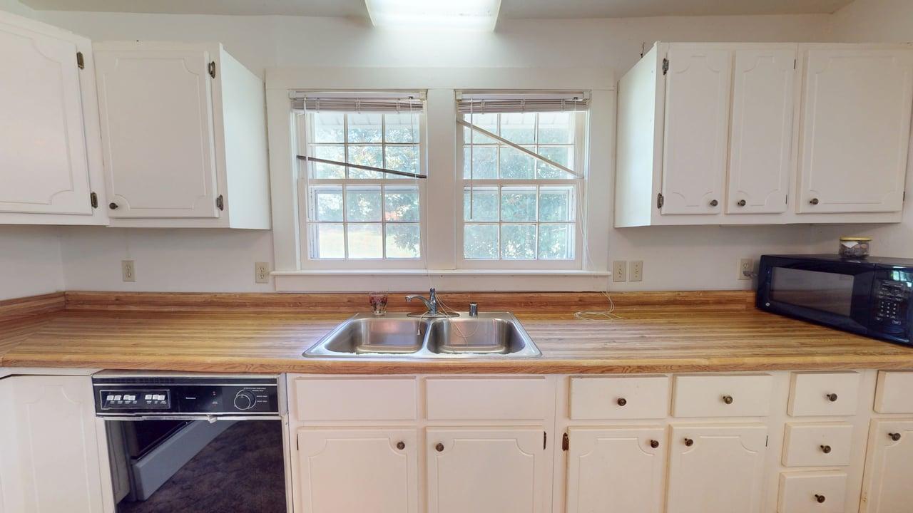 1715 Iuka Road Property Photo 13