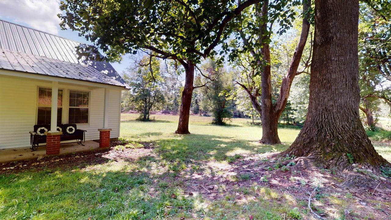 1715 Iuka Road Property Photo 23