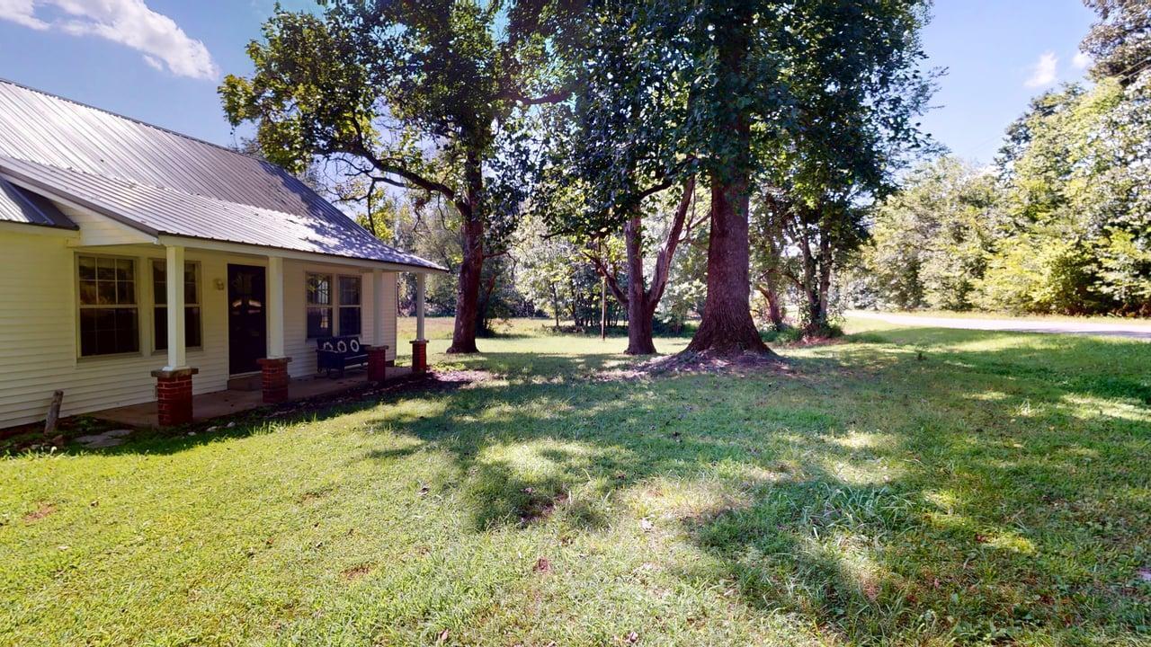 1715 Iuka Road Property Photo 25