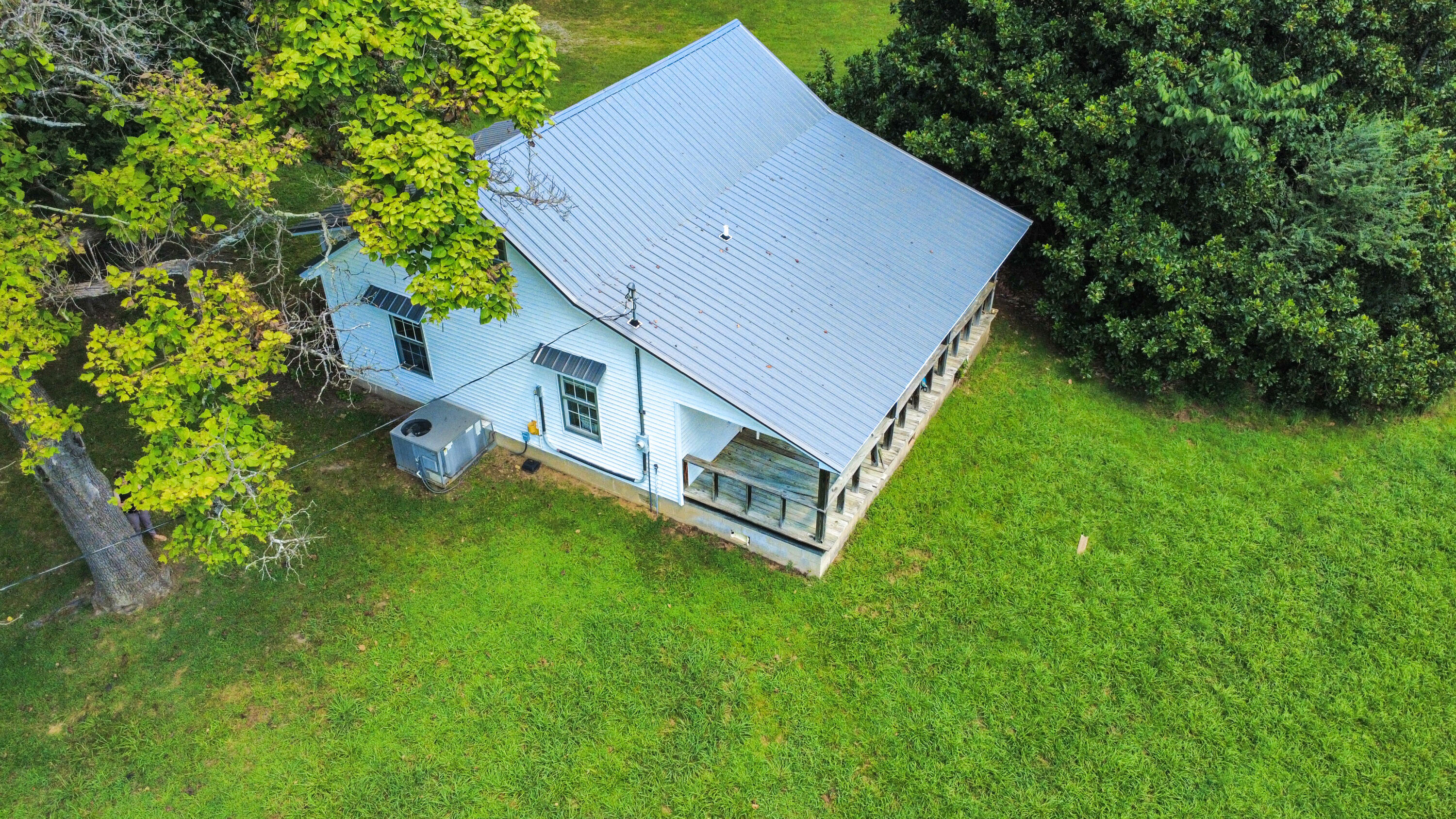 1715 Iuka Road Property Photo 26