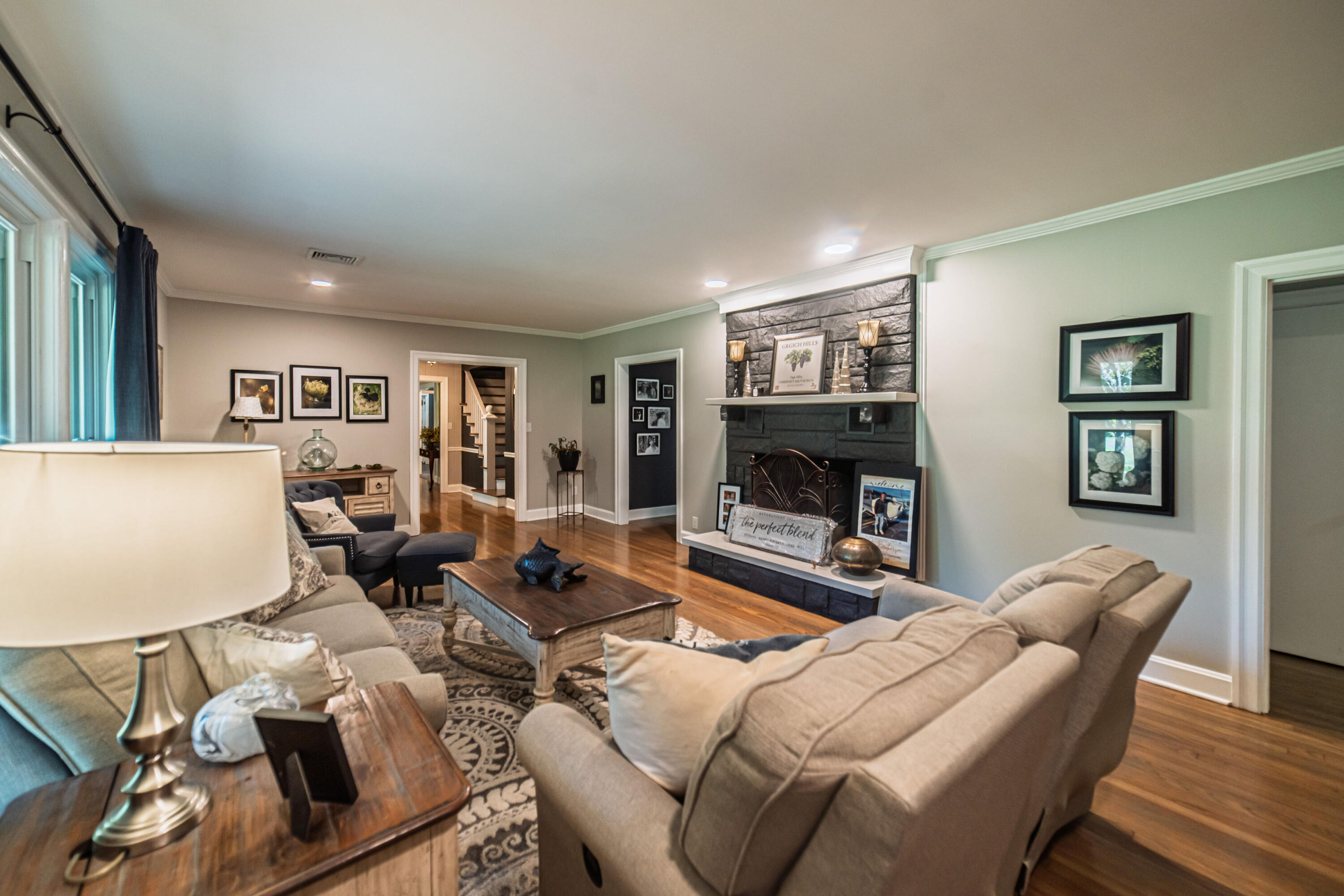 200 Valley Road Property Photo 8