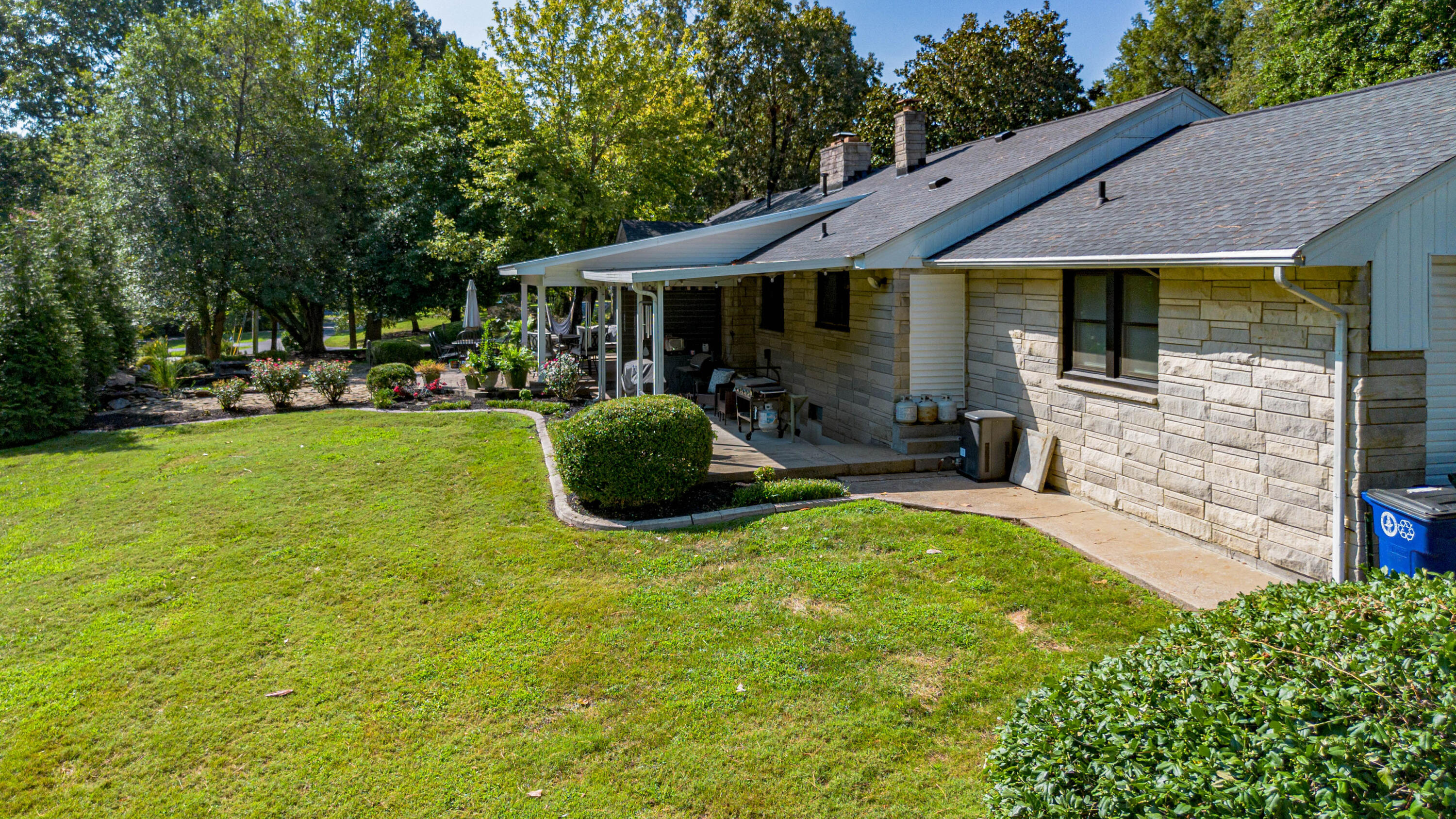 200 Valley Road Property Photo 44