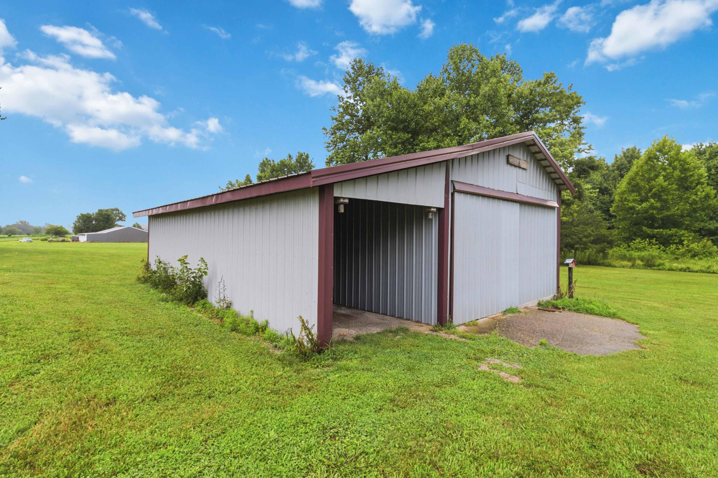 1716 Liberty Road Property Photo 13