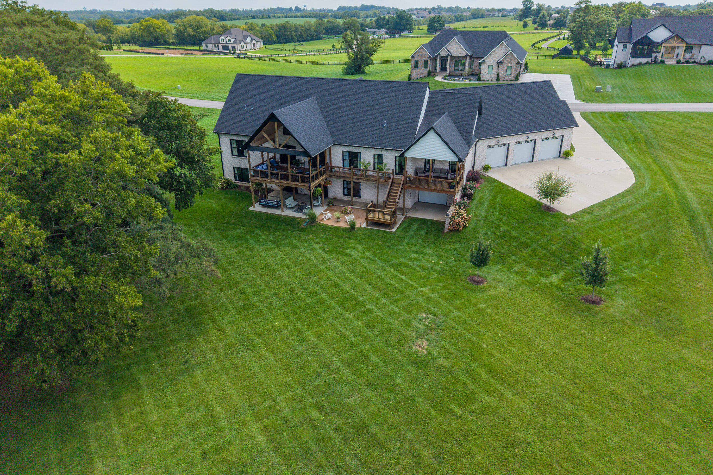 108 Peaceful Landing Property Photo 5