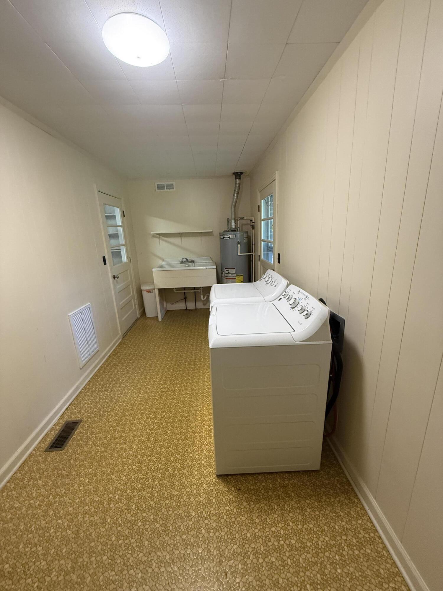 820 Sha-wa Court Property Photo 10