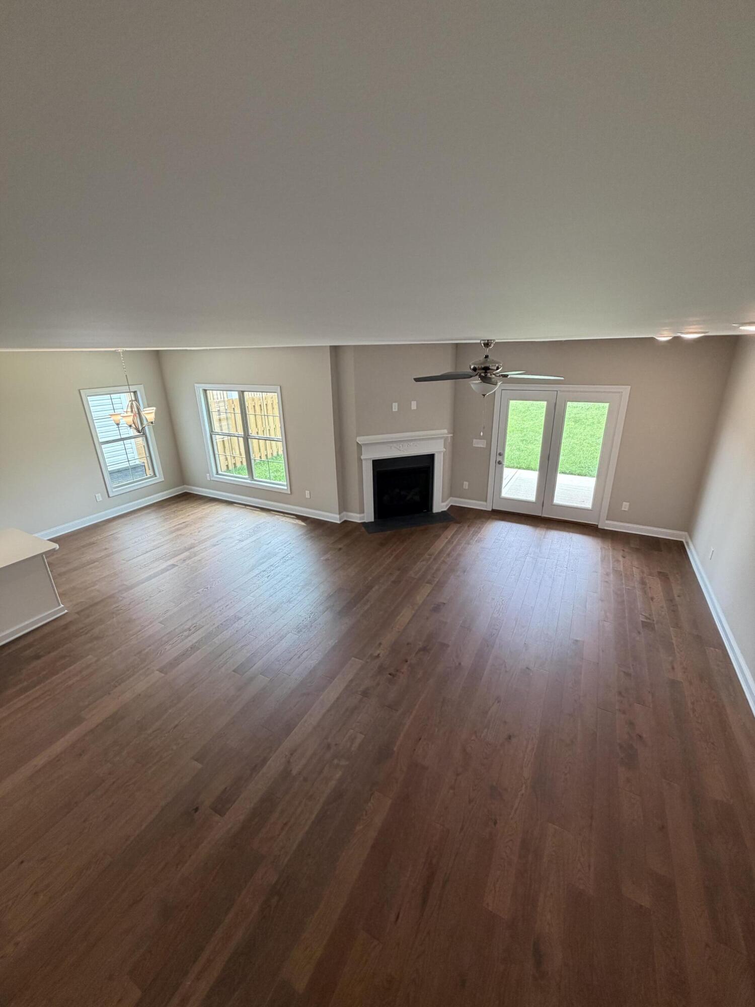 1081 Squirrel Nest Lane Property Photo 18