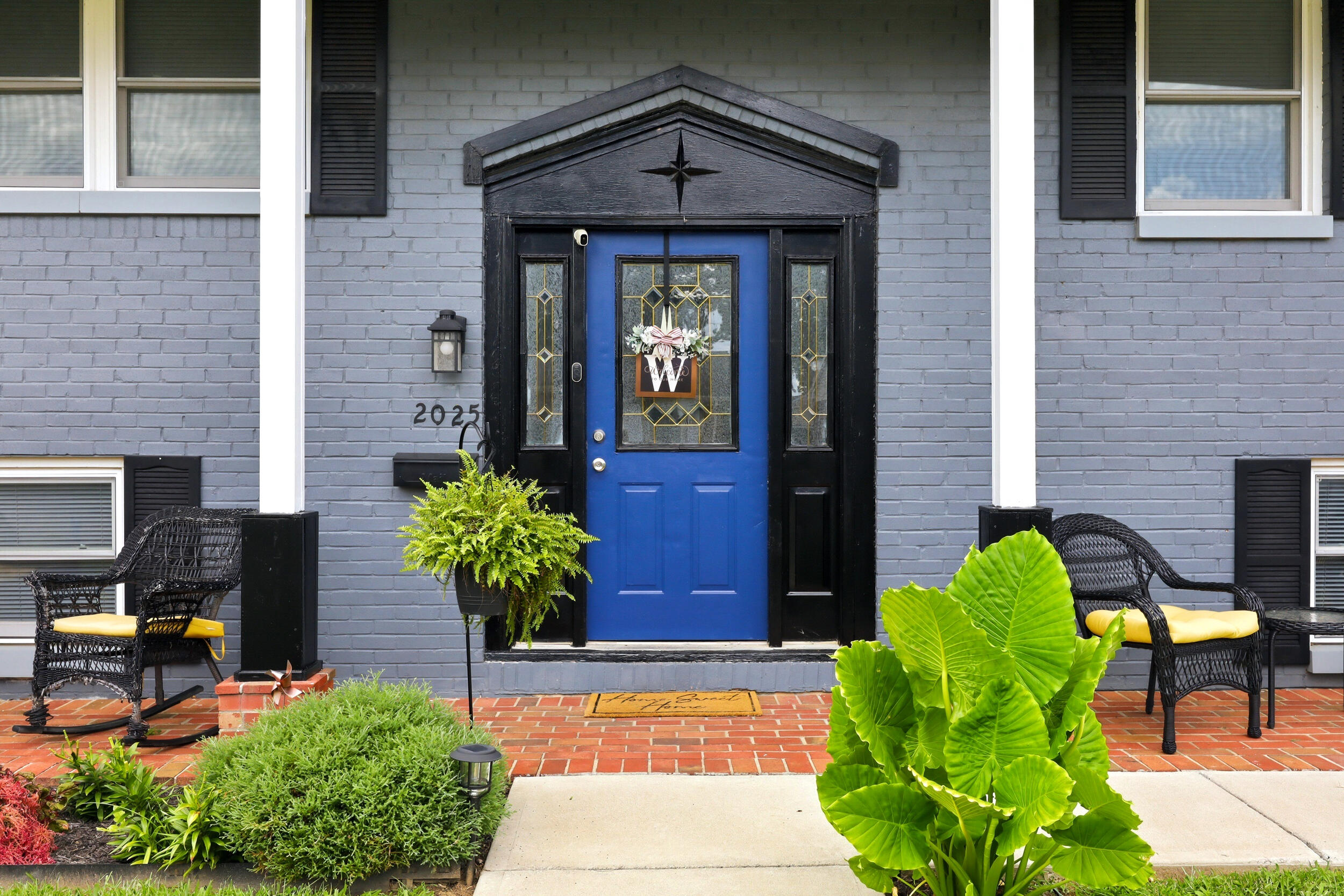 2025 New Orleans Drive Property Photo 4