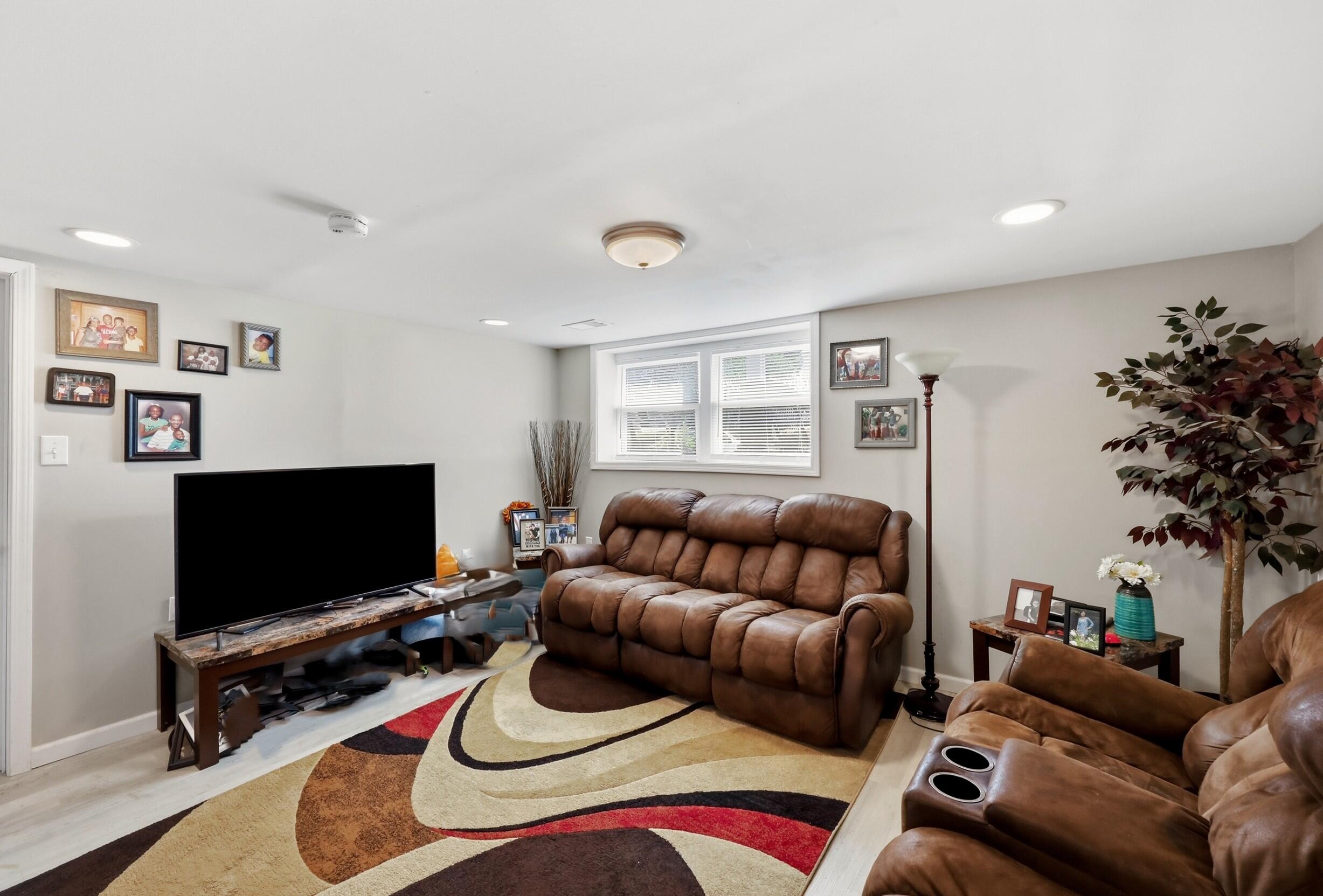 2025 New Orleans Drive Property Photo 19