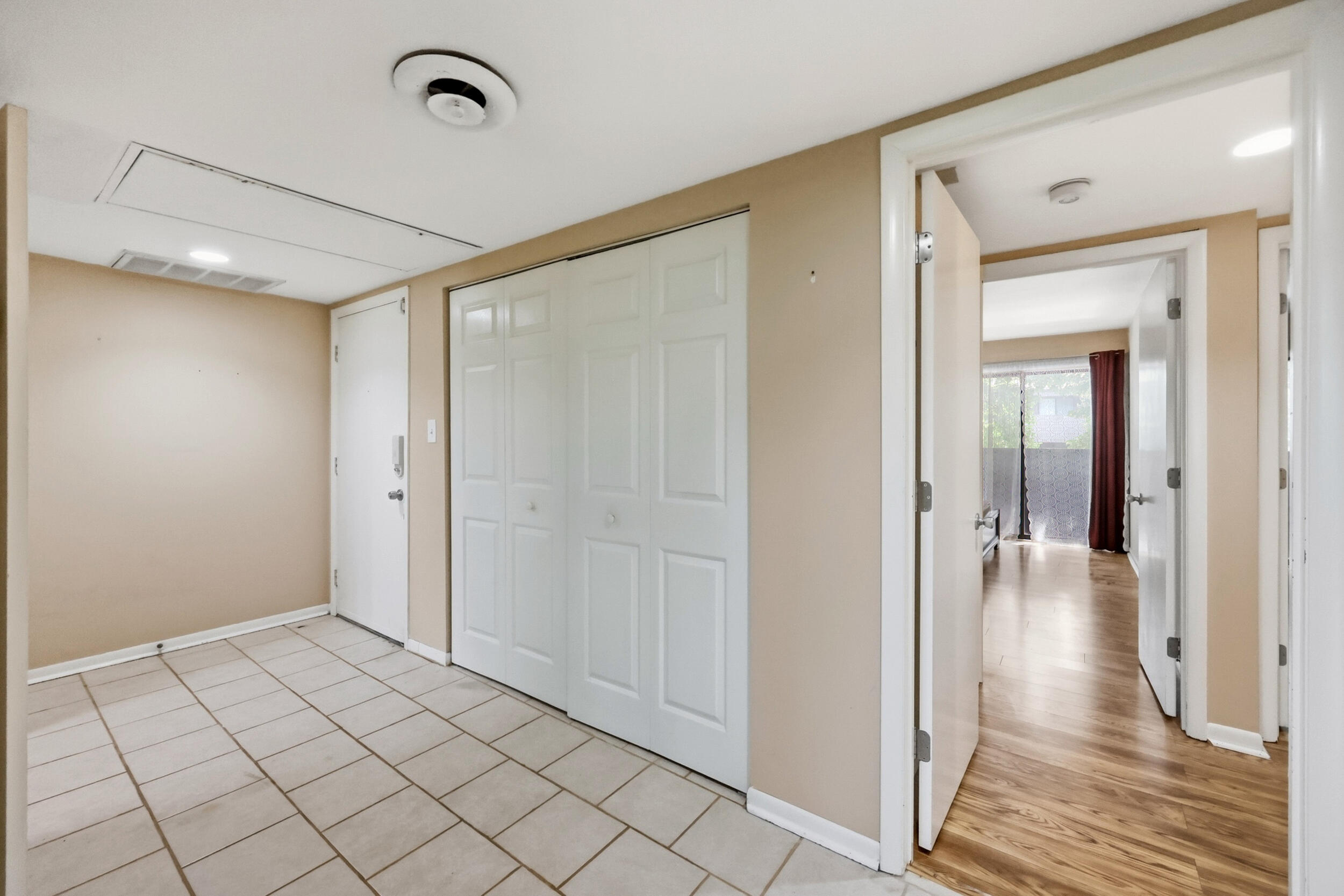 750 Shaker Drive 515 Property Photo 12