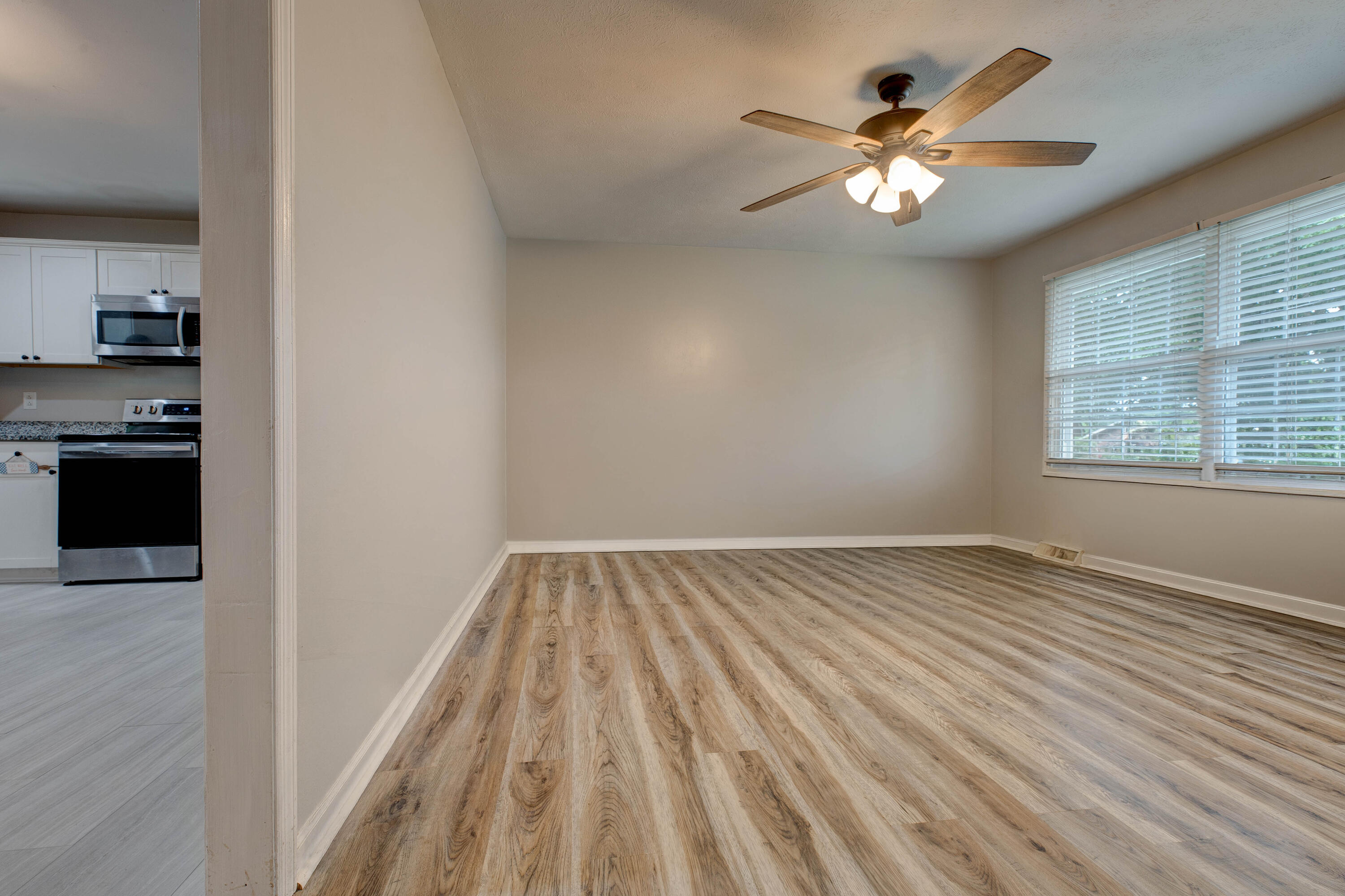 125 Kittison Drive Property Photo 7