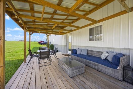 272 Mallard Cove Property Photo 7