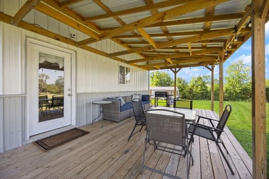272 Mallard Cove Property Photo 8