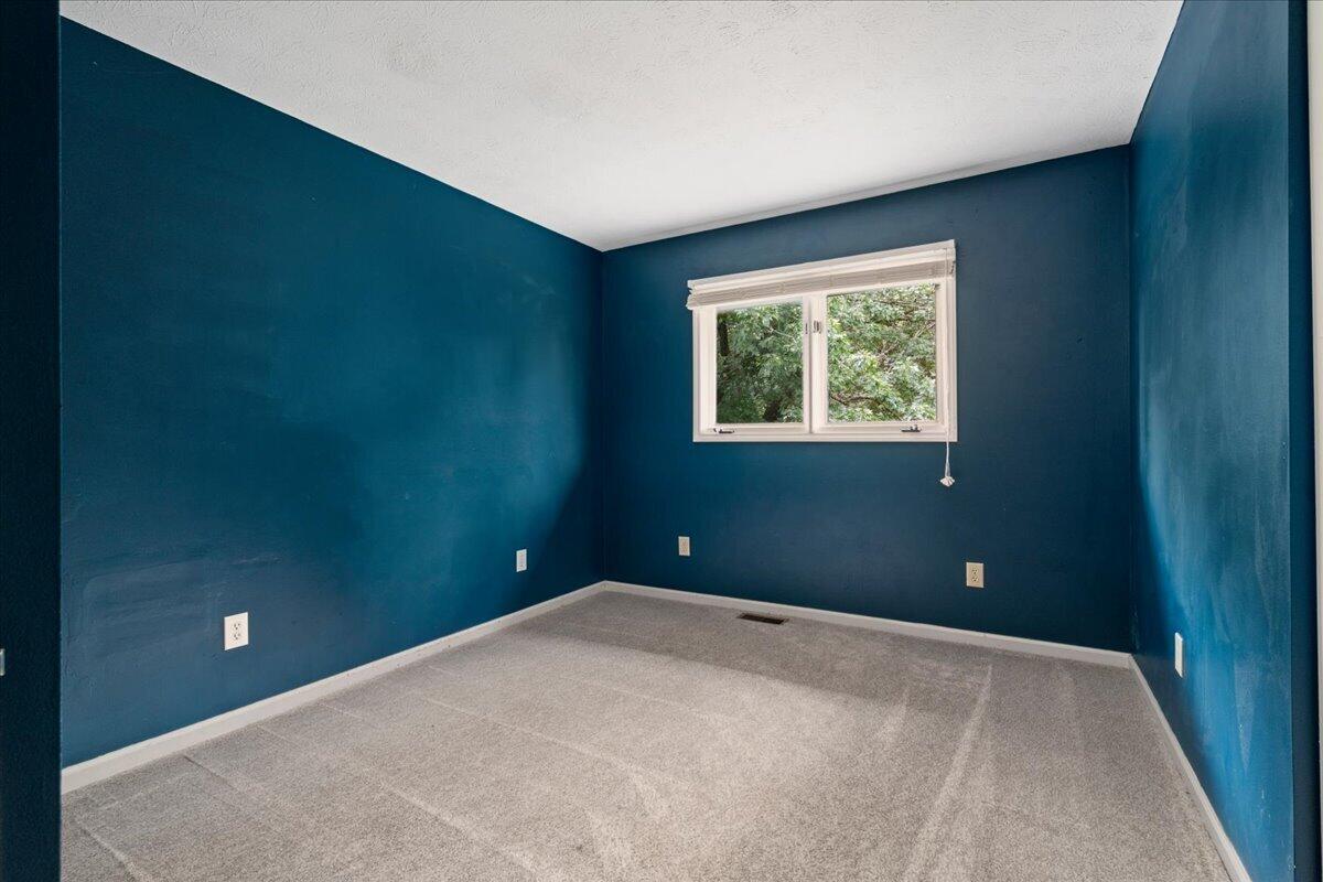 632 Pebble Creek Drive Property Photo 25