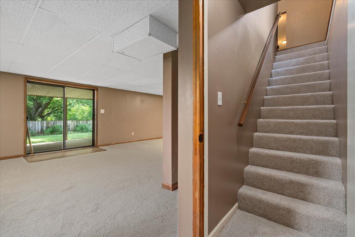 632 Pebble Creek Drive Property Photo 27