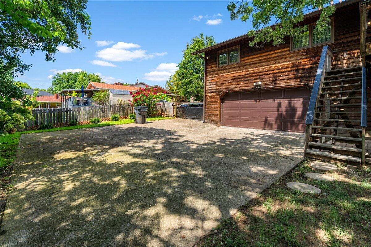 632 Pebble Creek Drive Property Photo 38