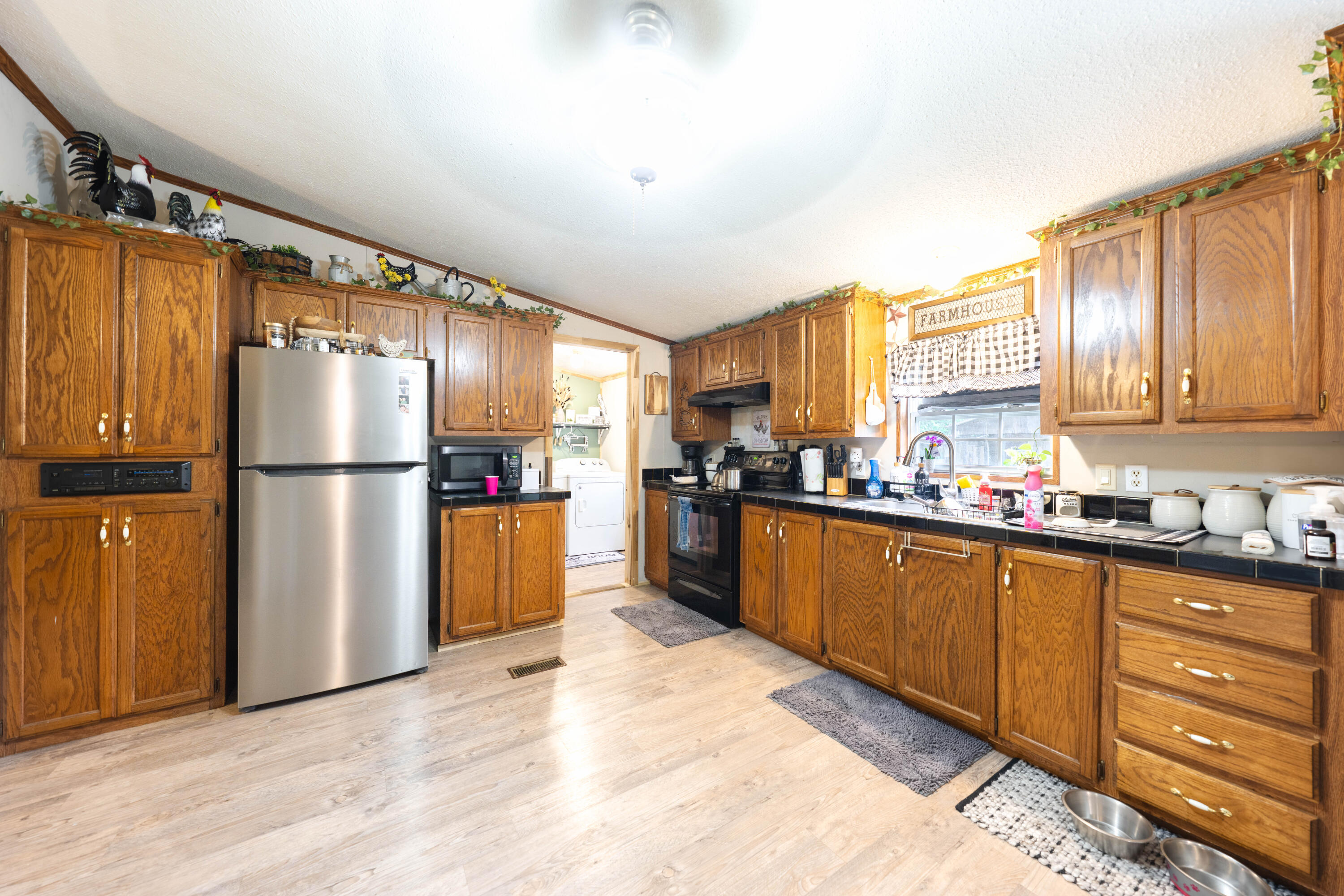 580 Long Branch Rd Road Property Photo 6