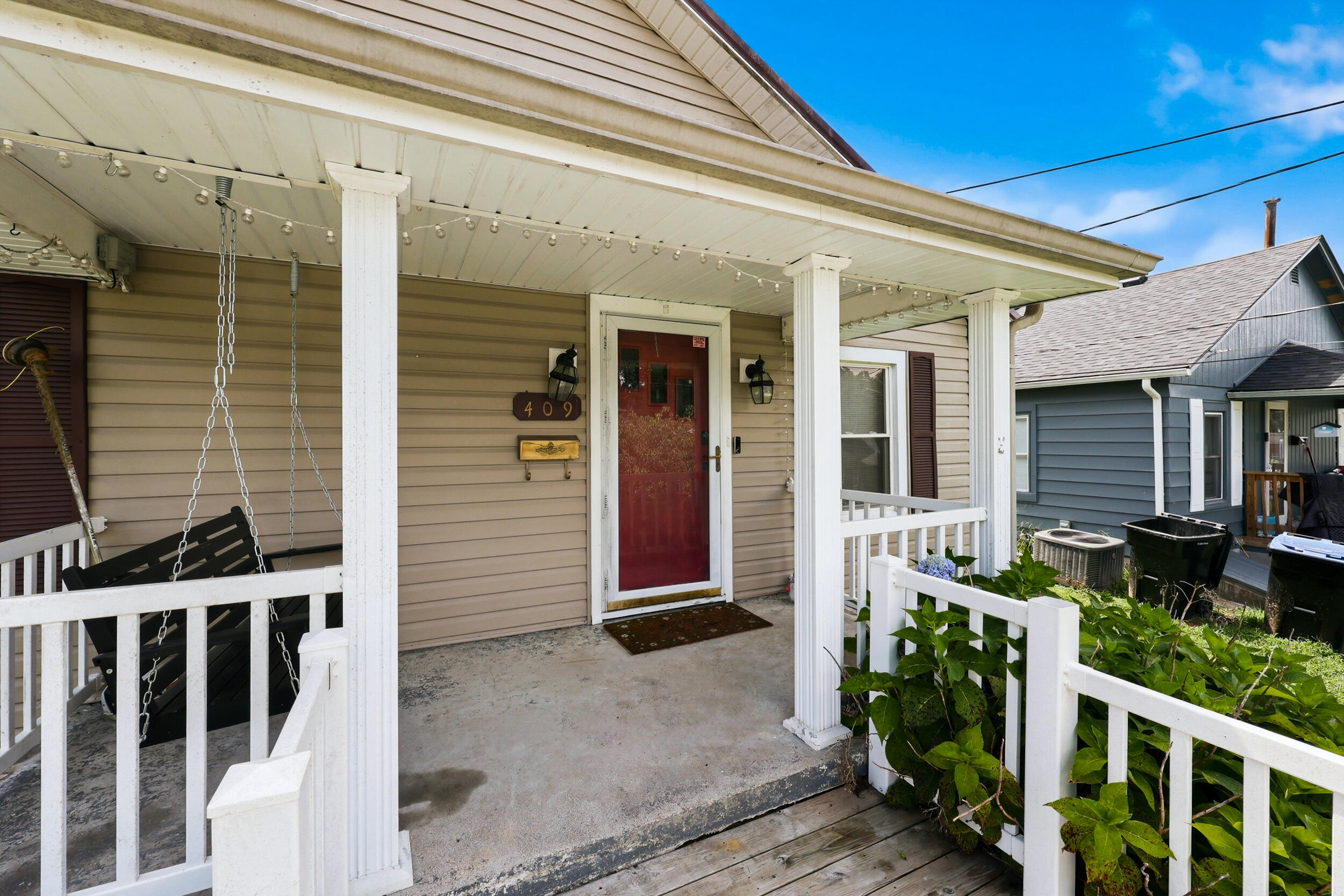 409 Noel Avenue Property Photo 8