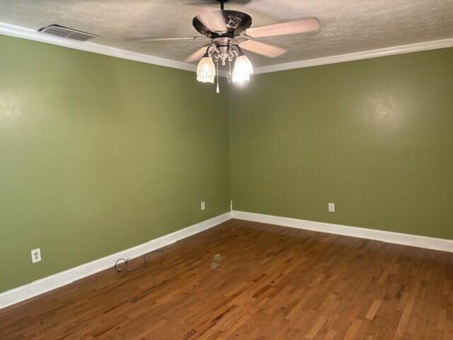 1112 Forest Park Lane Property Photo 4