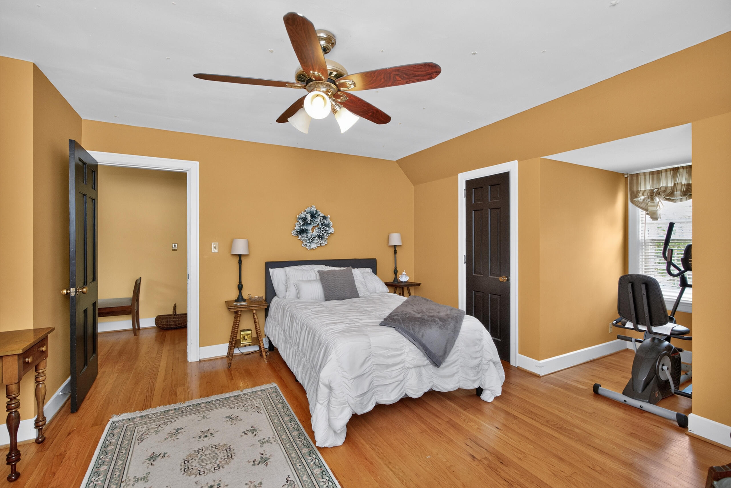 632 Beaumont Avenue Property Photo 19