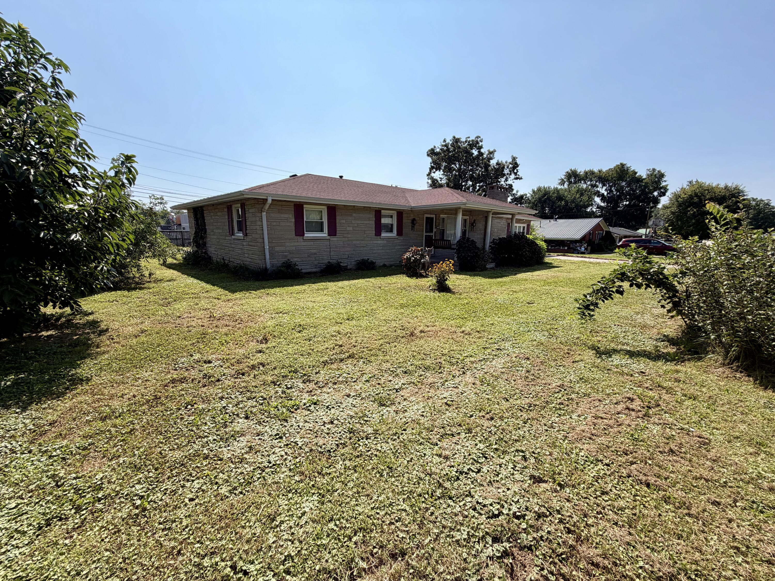 214 Laurel Drive Property Photo 29