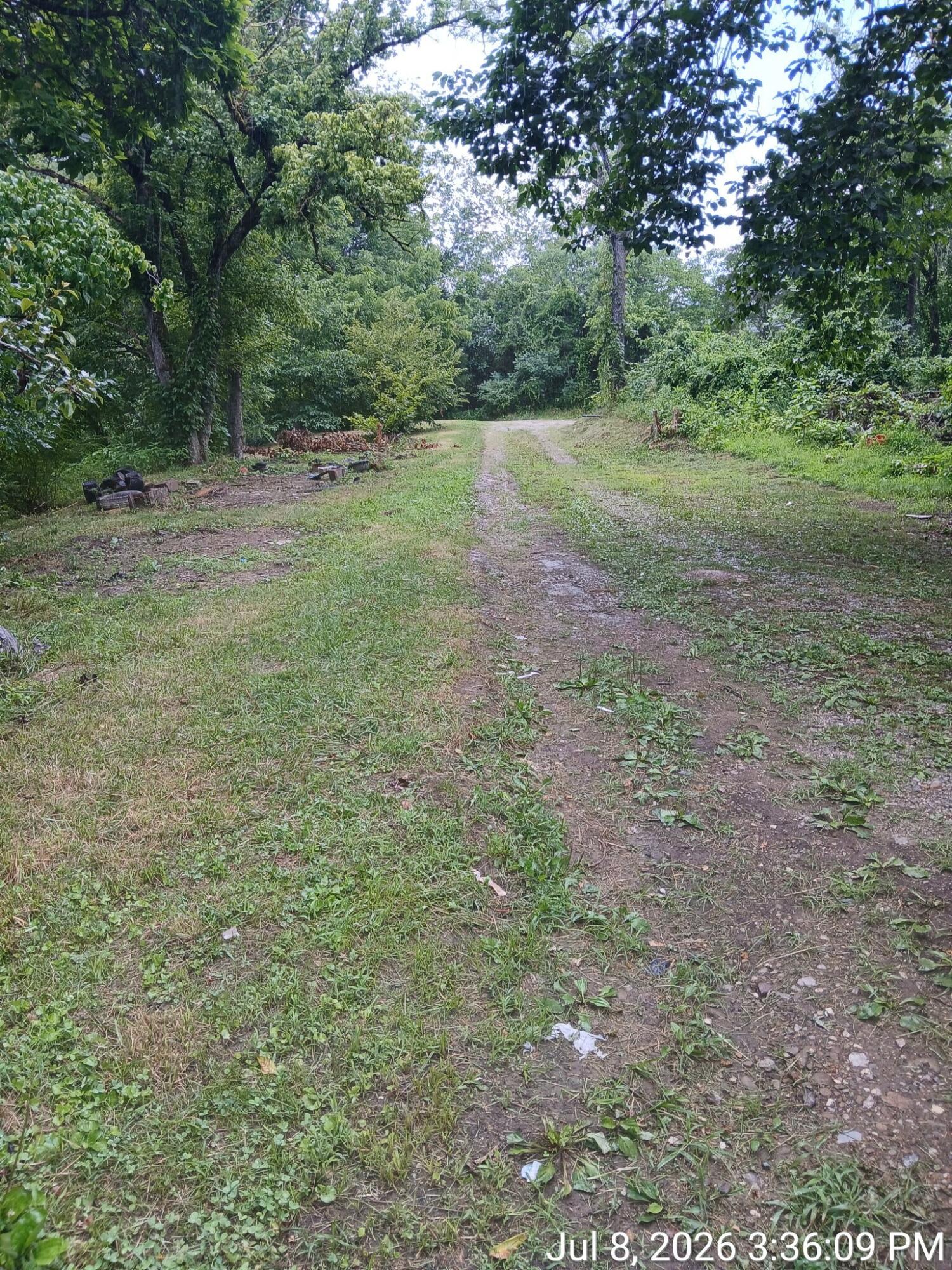 1847 Ky-979 Property Photo 1