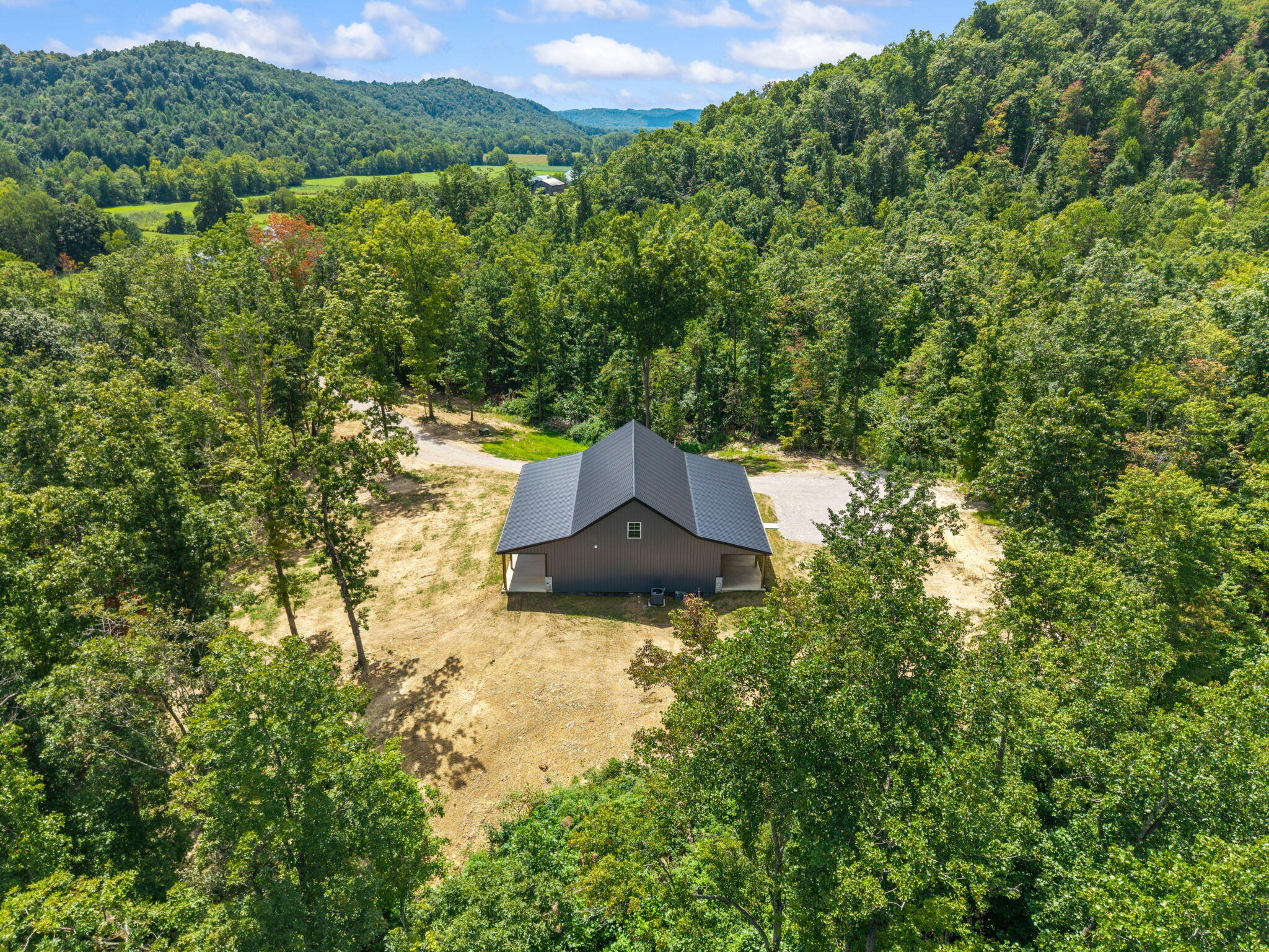 2610 E 2615 E Fork Rd Road Property Photo 9