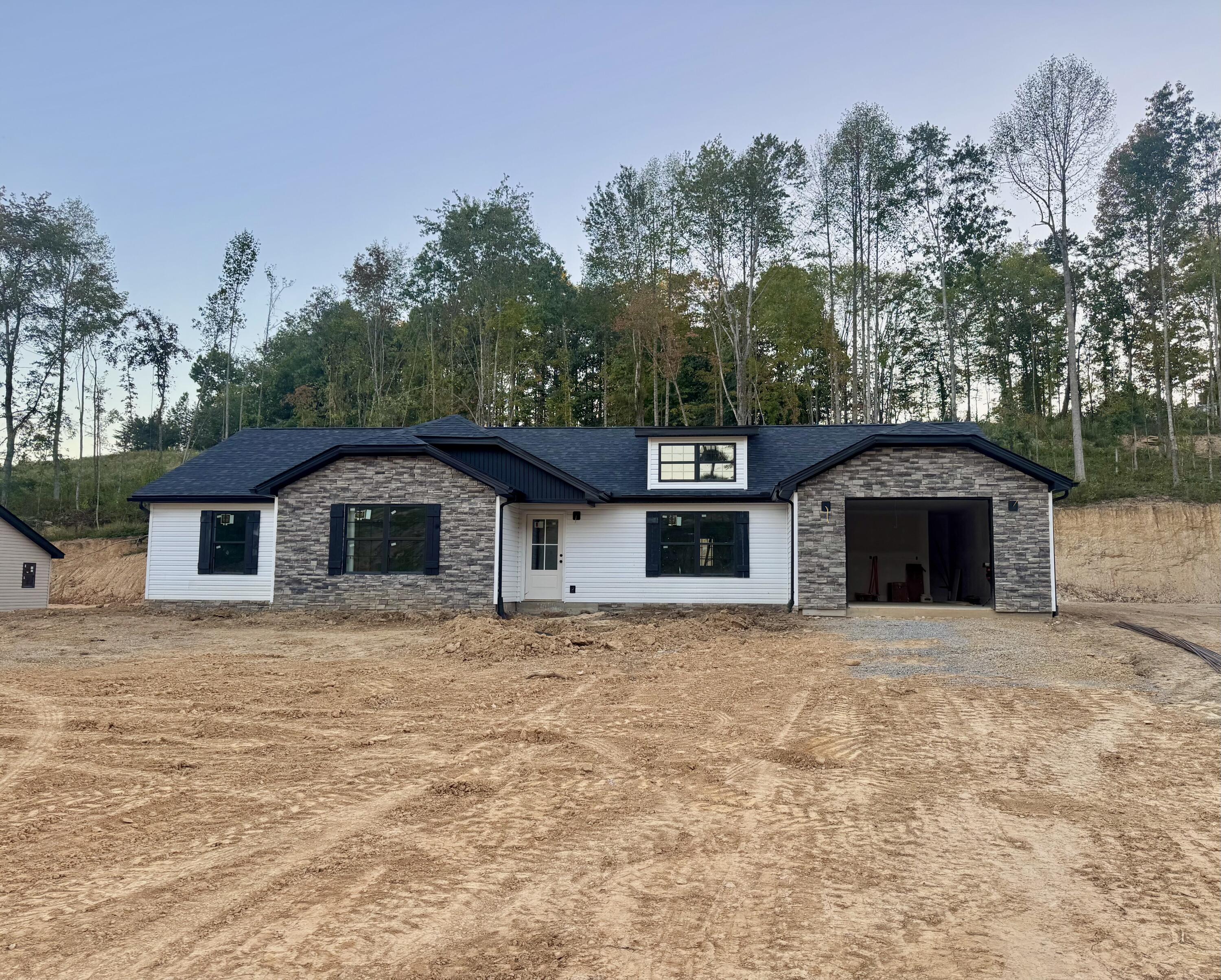 233 Malibu Drive Property Photo 11