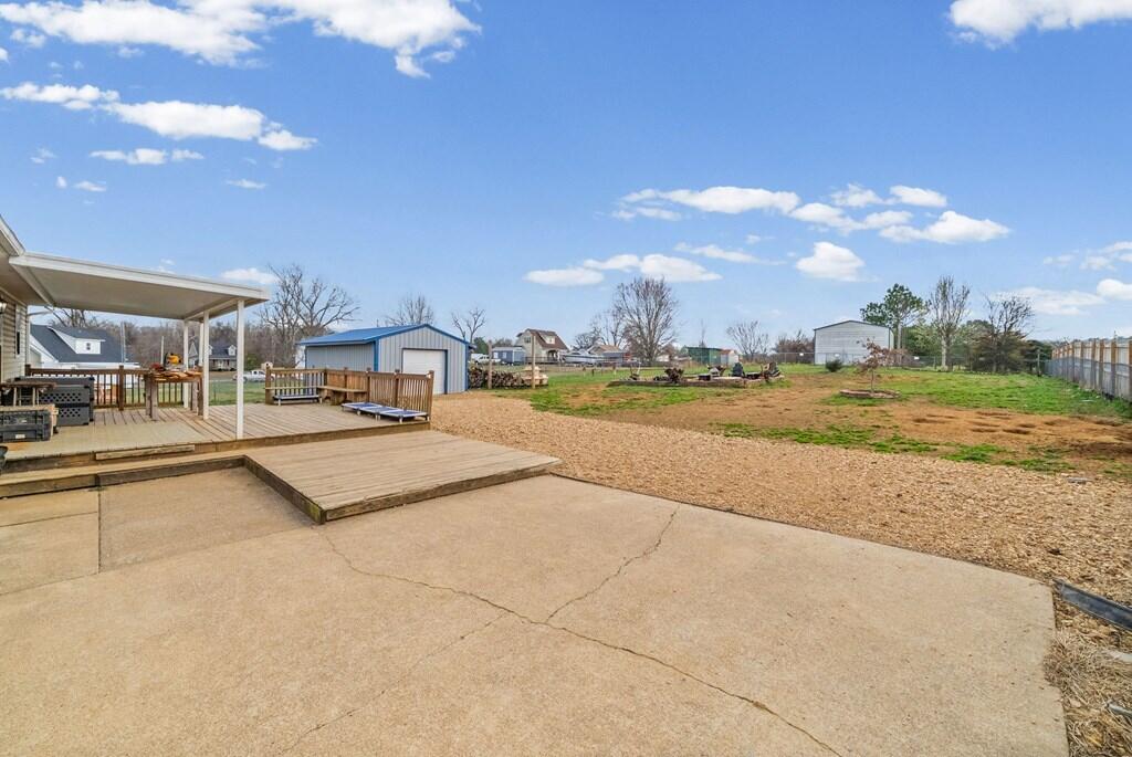 5483 Roaring Springs Road Property Photo 26