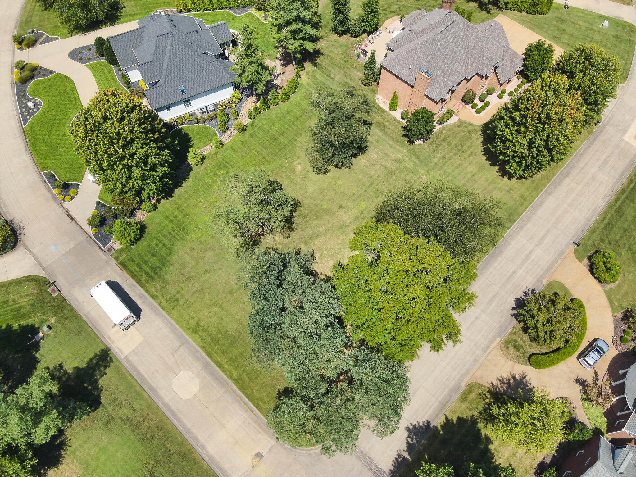 1201 Beresford Way Property Photo 3