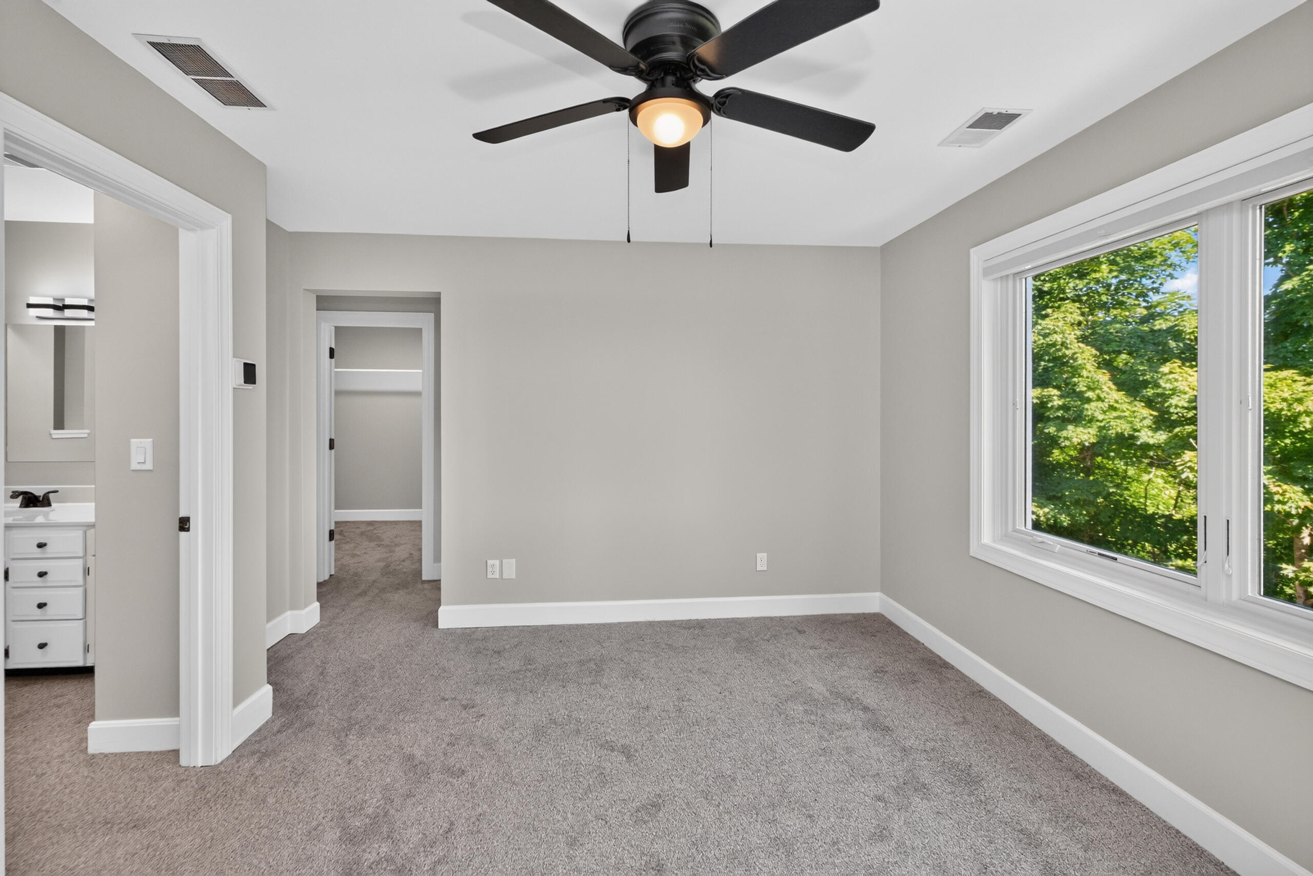 225 Beams Drive Property Photo 14