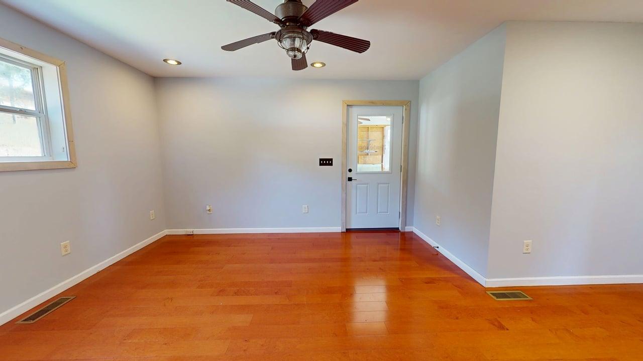 203 Nancy Road Property Photo 3