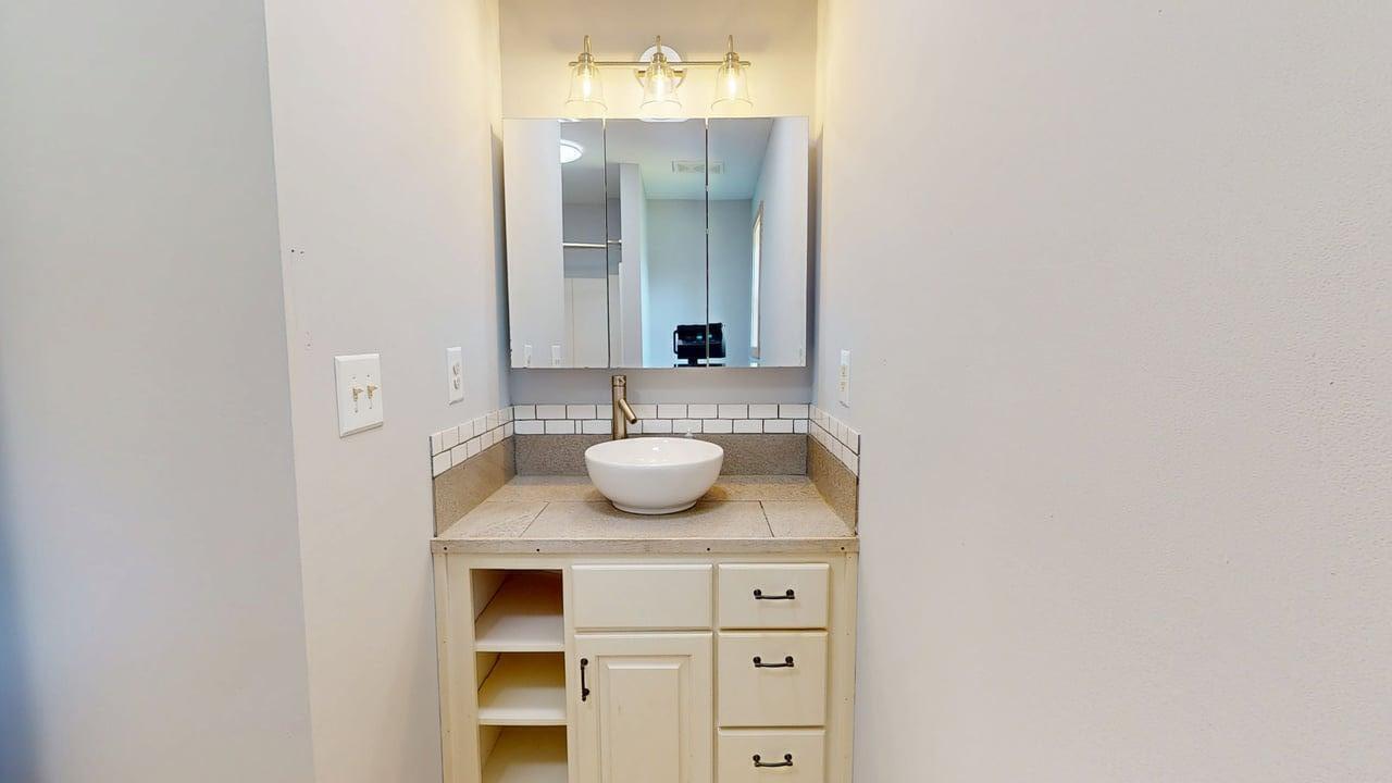 203 Nancy Road Property Photo 9