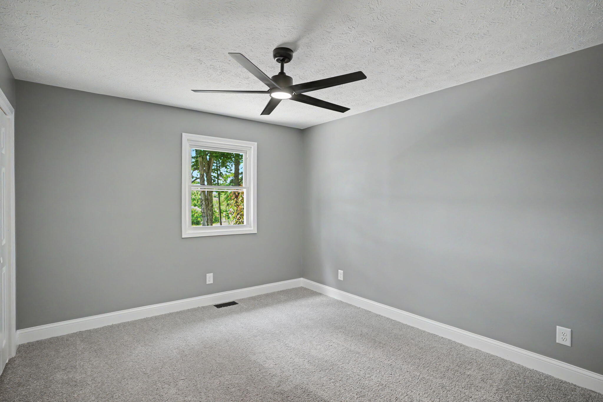 1165 Bleich Road Property Photo 15