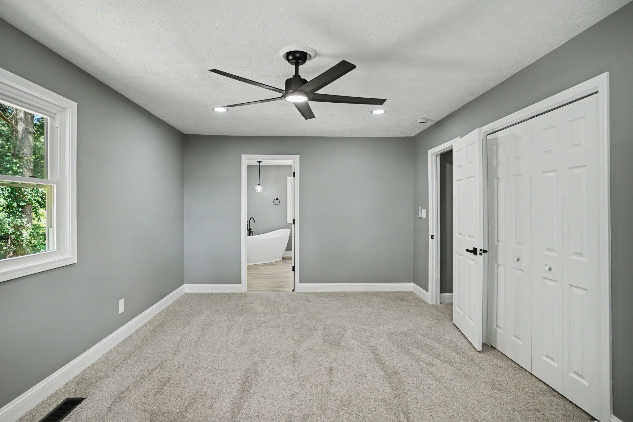 1165 Bleich Road Property Photo 23