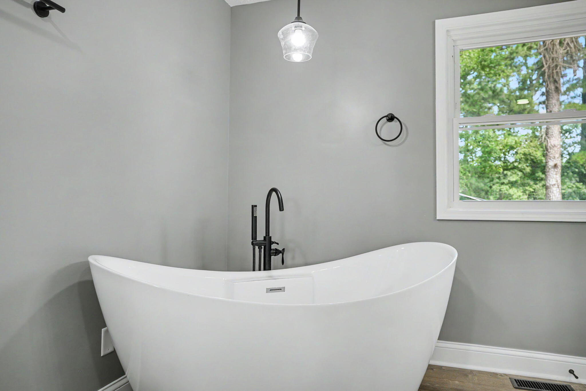 1165 Bleich Road Property Photo 25