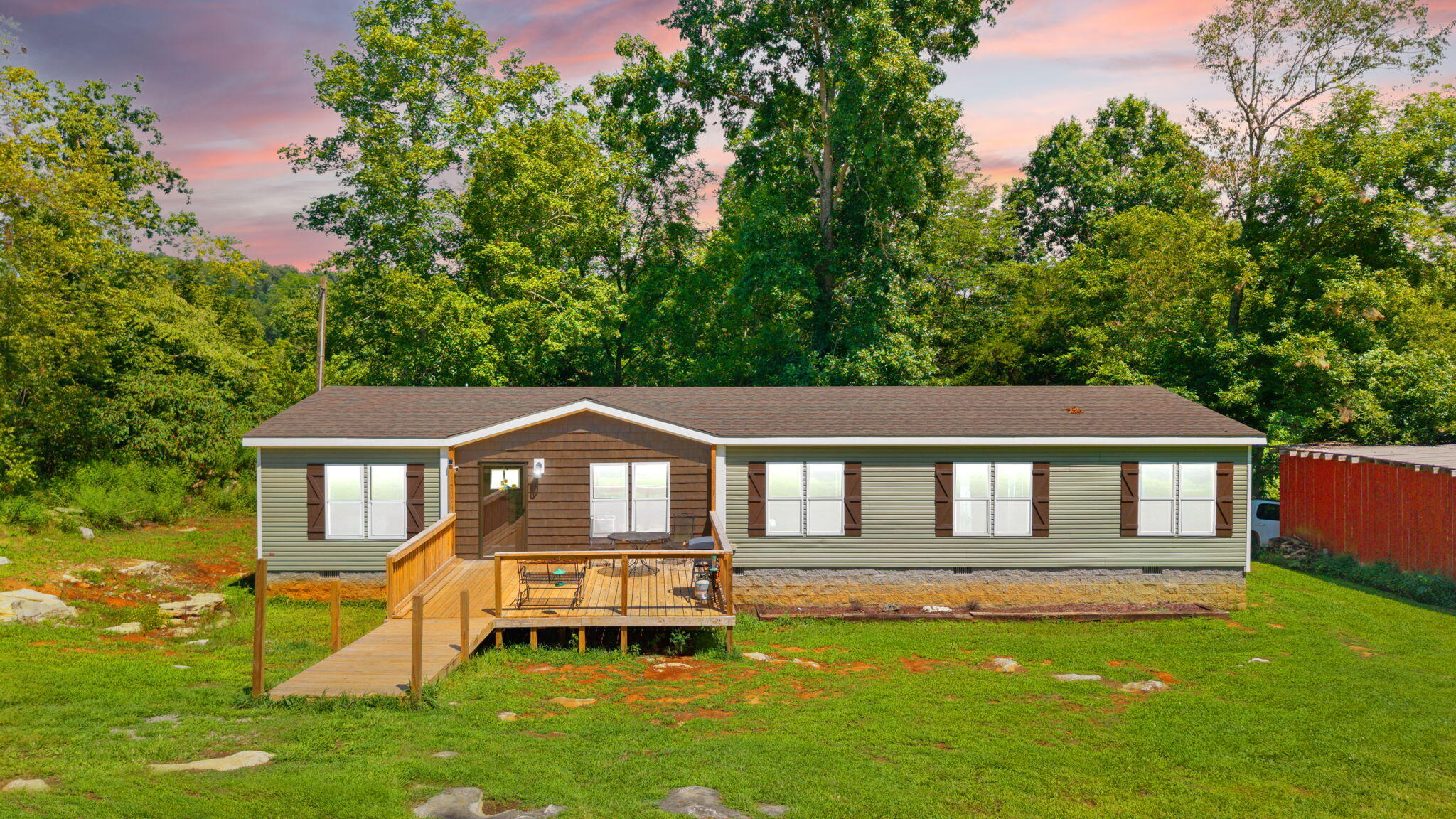 524 Coal Pit Road Property Photo 2