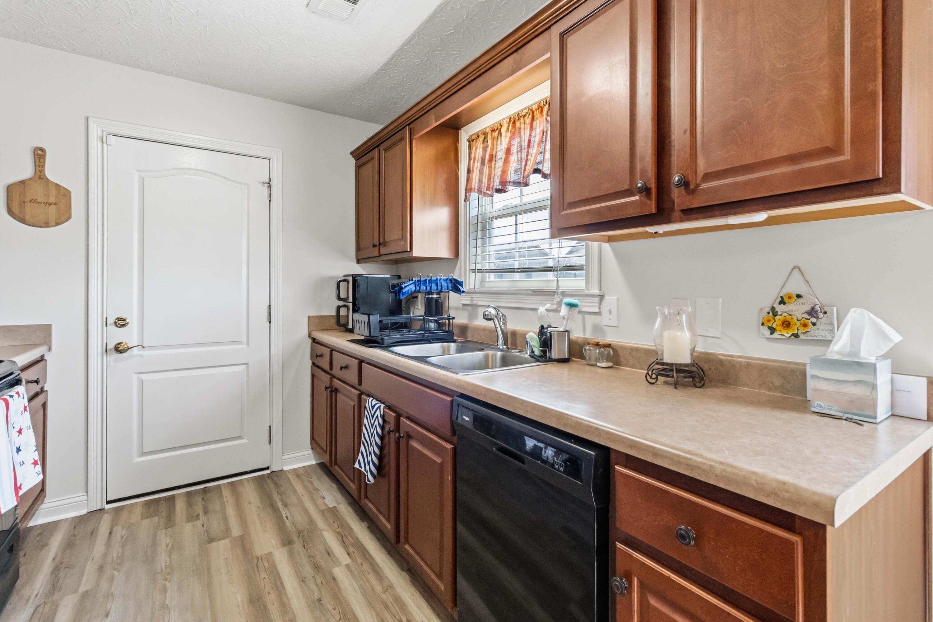 237 Banyan Boulevard Property Photo 12